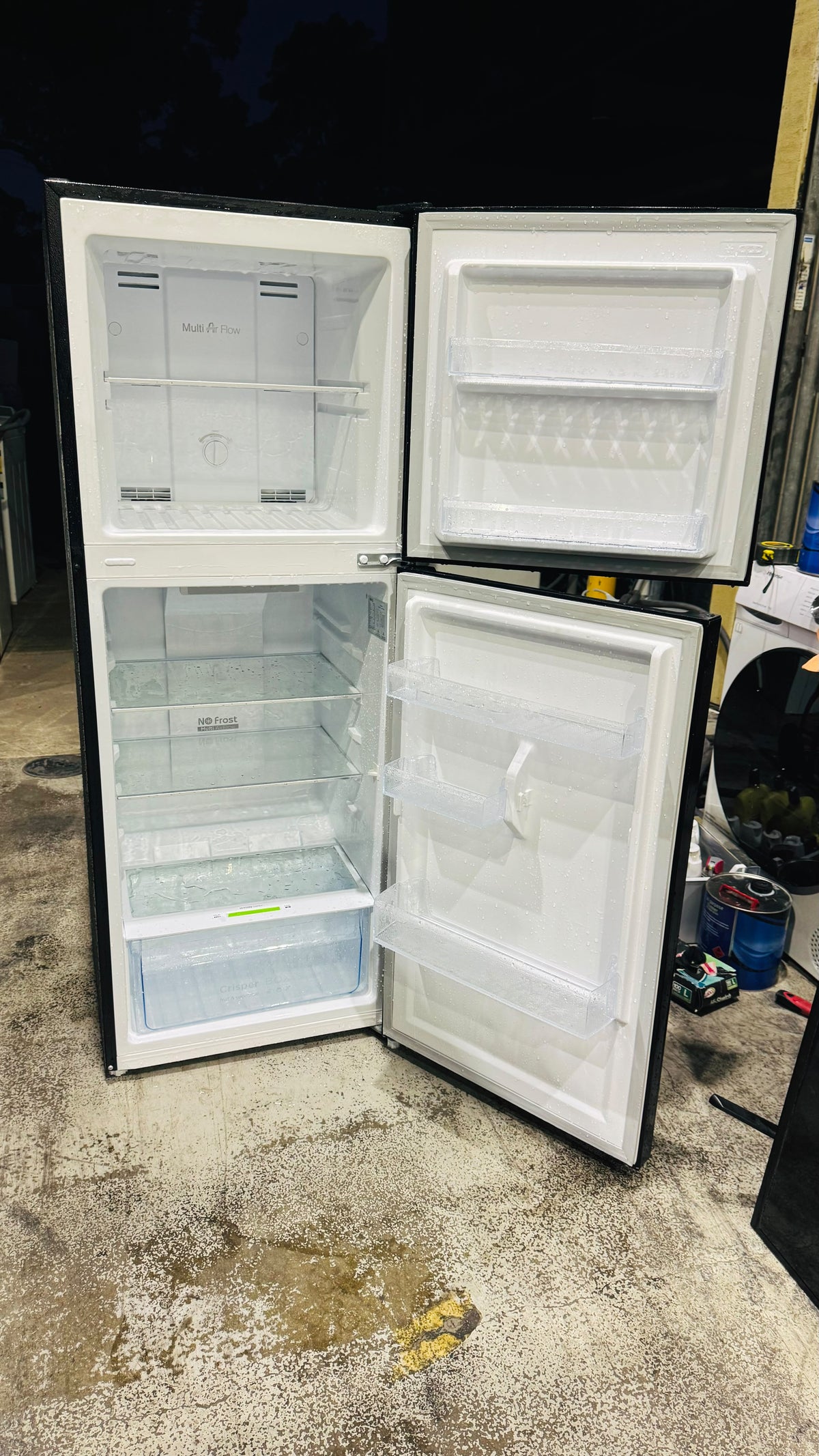 CHIQ 202 LITRES FRIDGE FREEZER