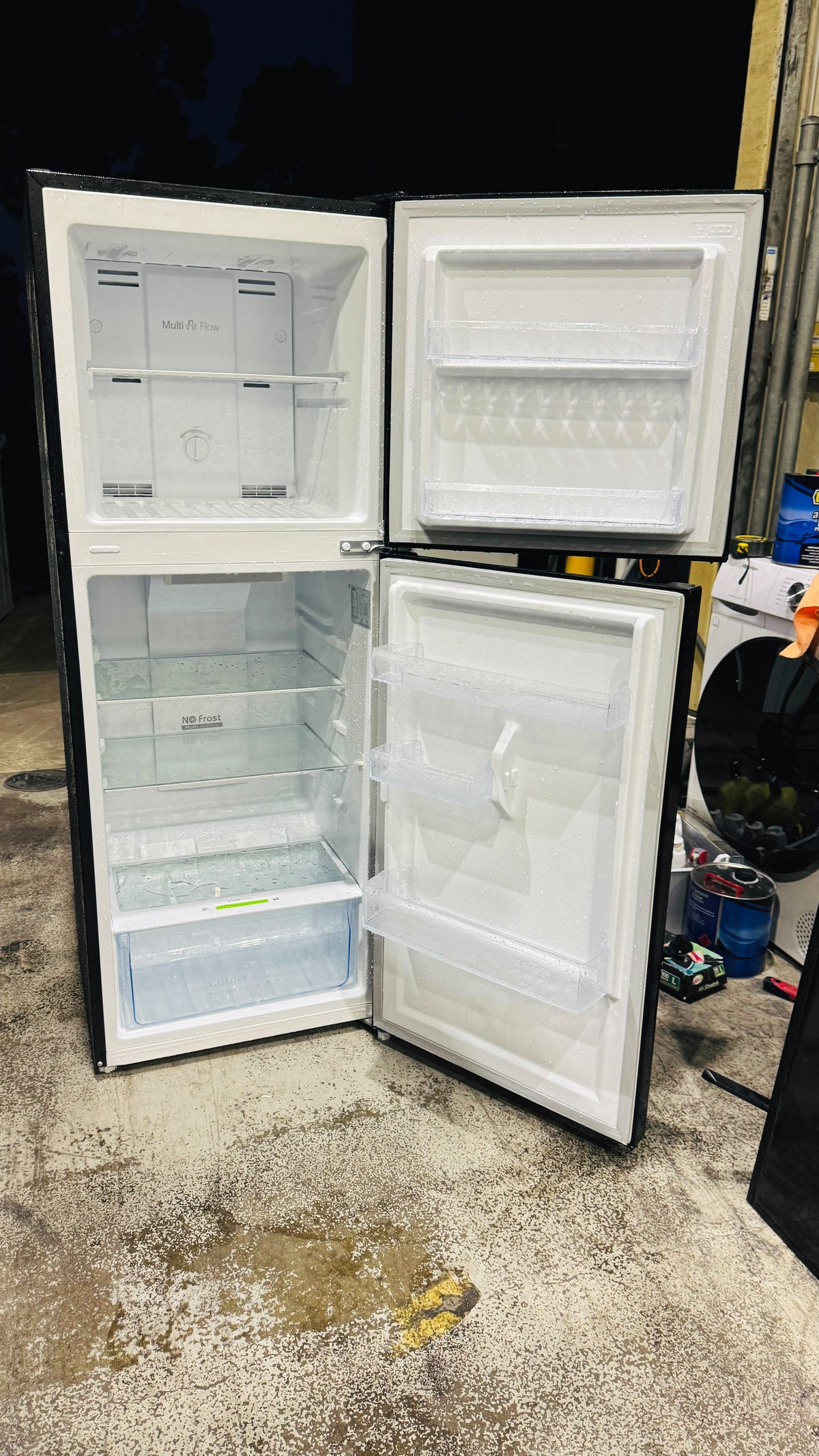 CHIQ 202 LITRES FRIDGE FREEZER