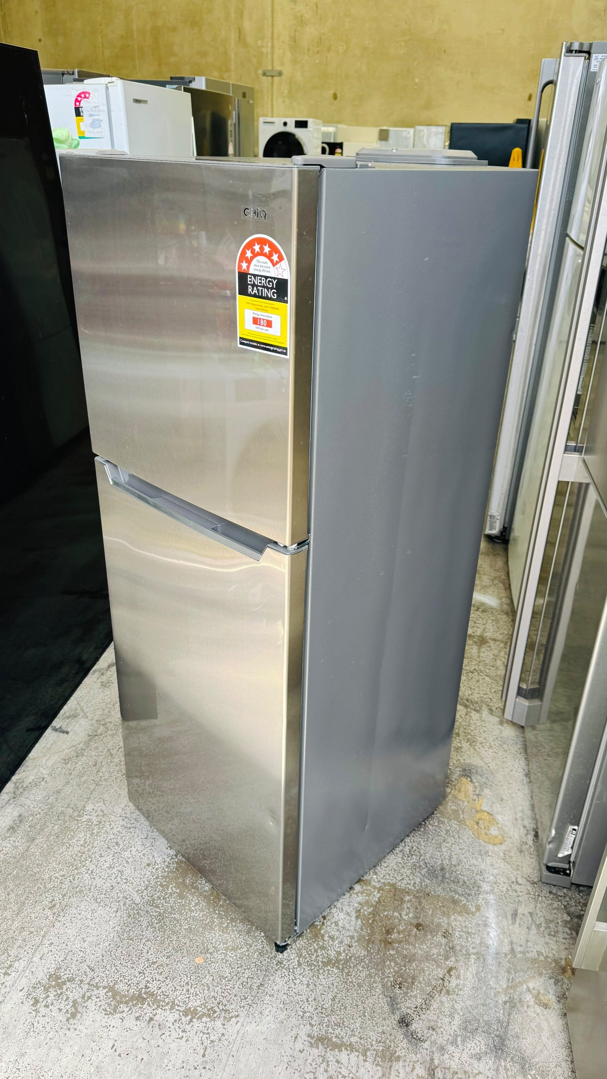 CHIQ 202 LITRES FRIDGE FREEZER