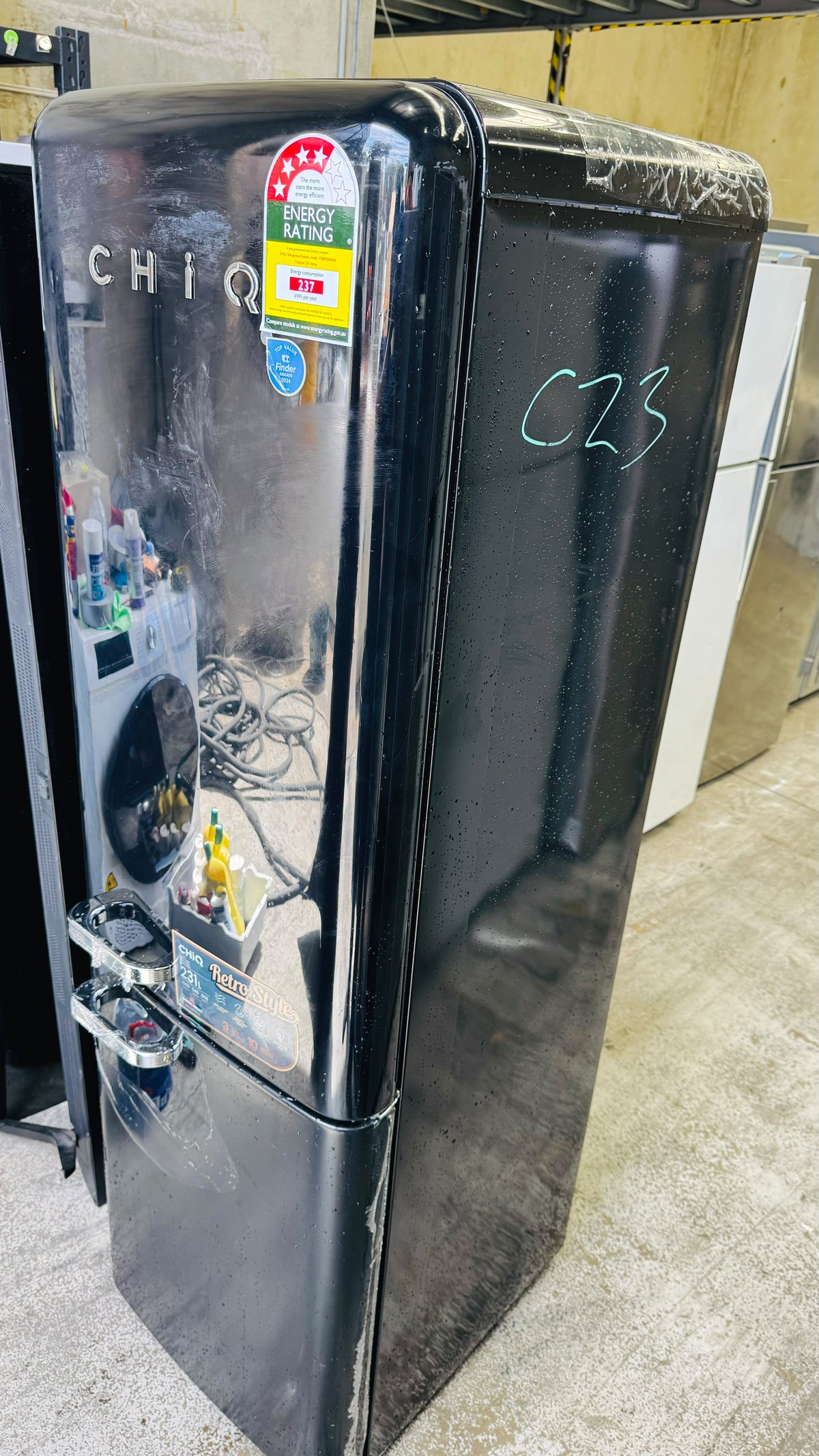 CHIQ 231 LITRES RETRO FRIDGE FREEZER FACTORY SECONDS 6 MONTHS WARRANTY