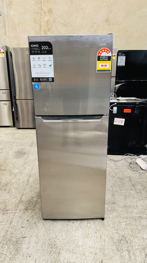 CHIQ 202 LITRES RETRO FRIDGE FREEZER FACTORY SECOND 6 MONTH WARRANTY