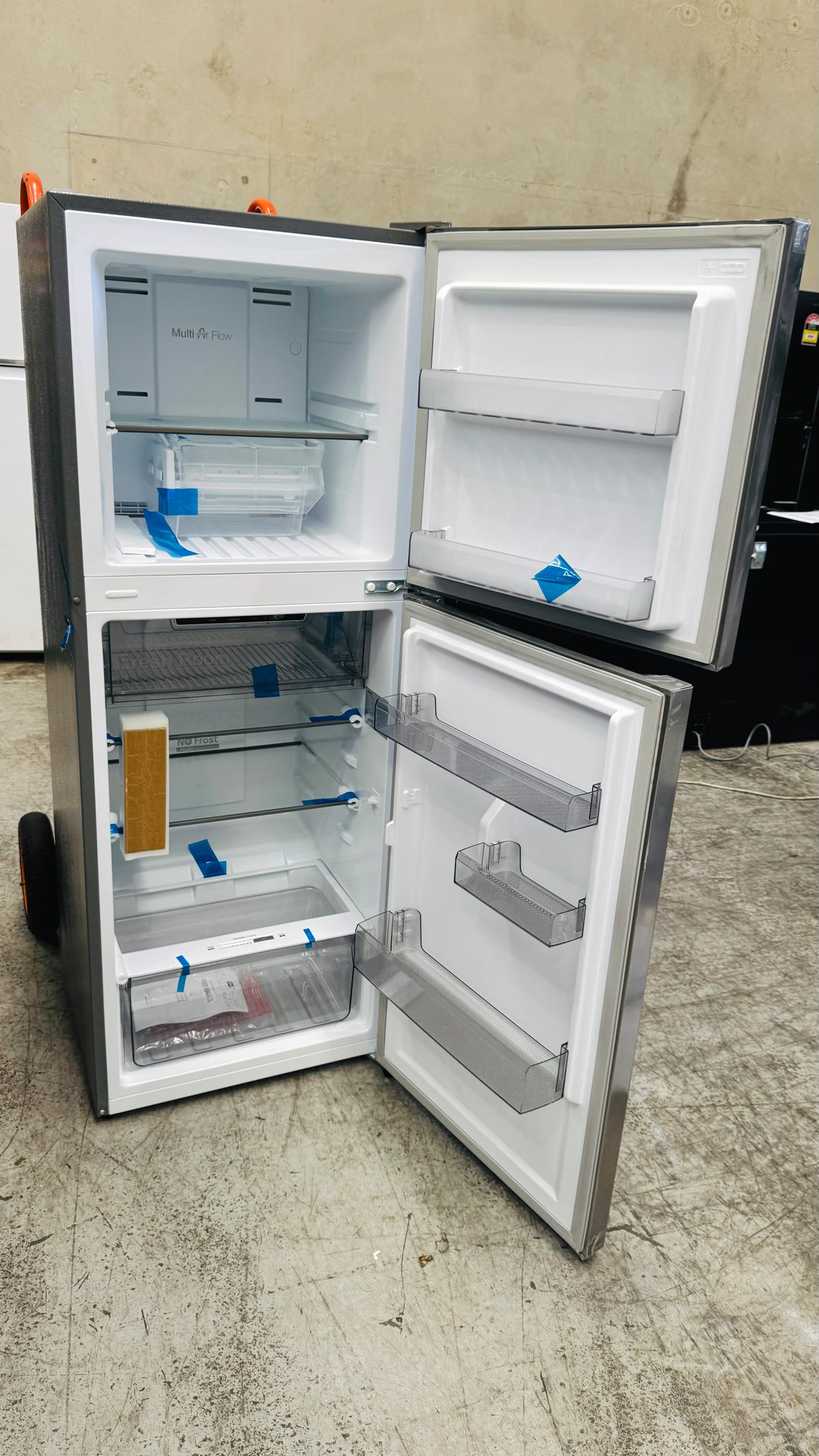 CHIQ 202 LITRES RETRO FRIDGE FREEZER FACTORY SECOND 6 MONTH WARRANTY