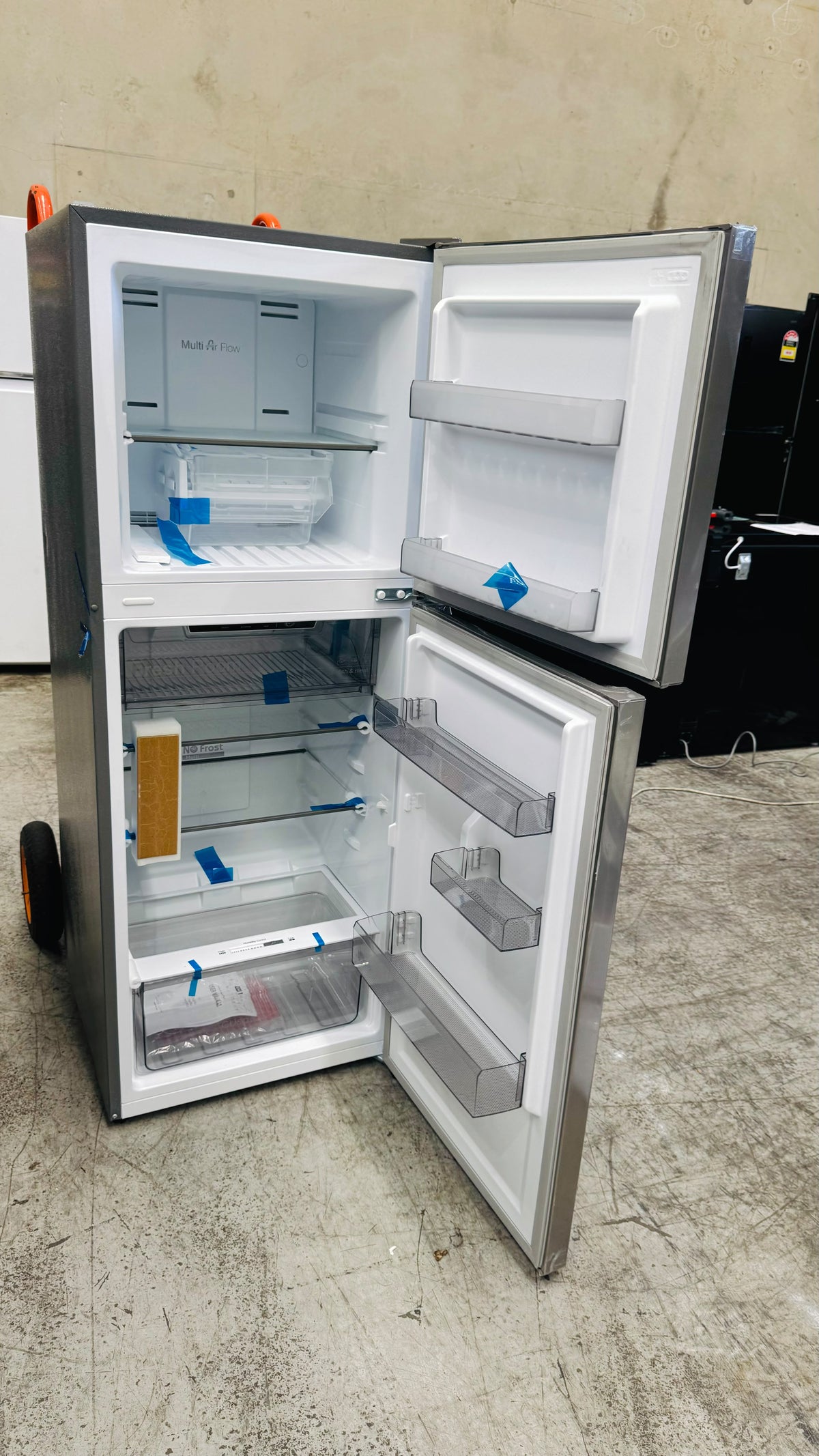 CHIQ 202 LITRES RETRO FRIDGE FREEZER FACTORY SECOND 6 MONTH WARRANTY