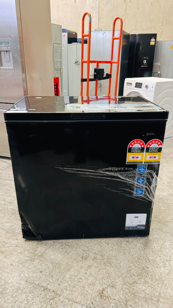 CHIQ 199 LITRES CHEST FREEZER FACTORY SECOND 6 MONTHS