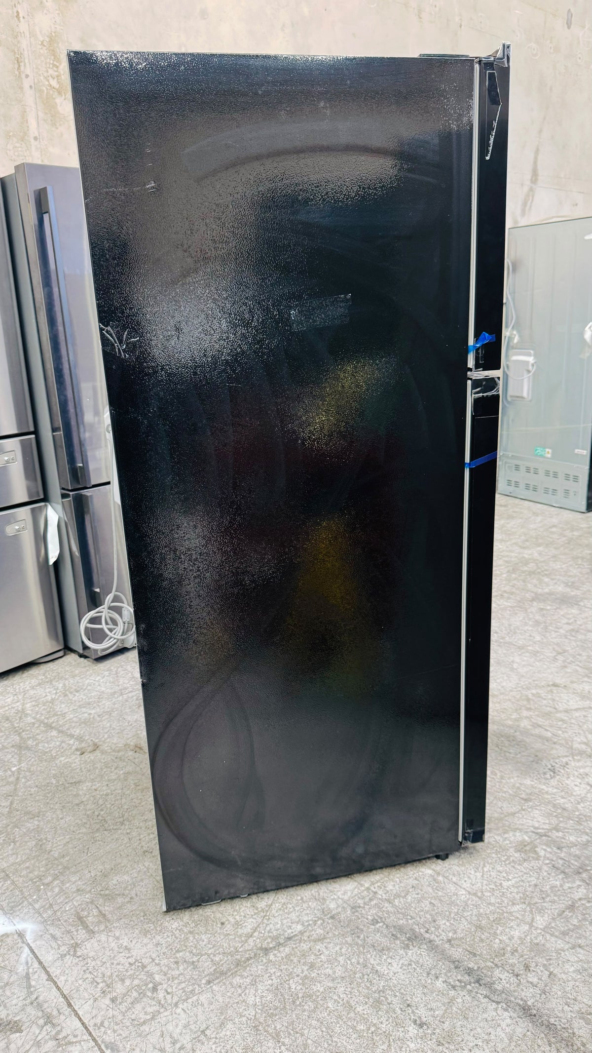 CHIQ 515 LITRES FRIDGE FREEZER