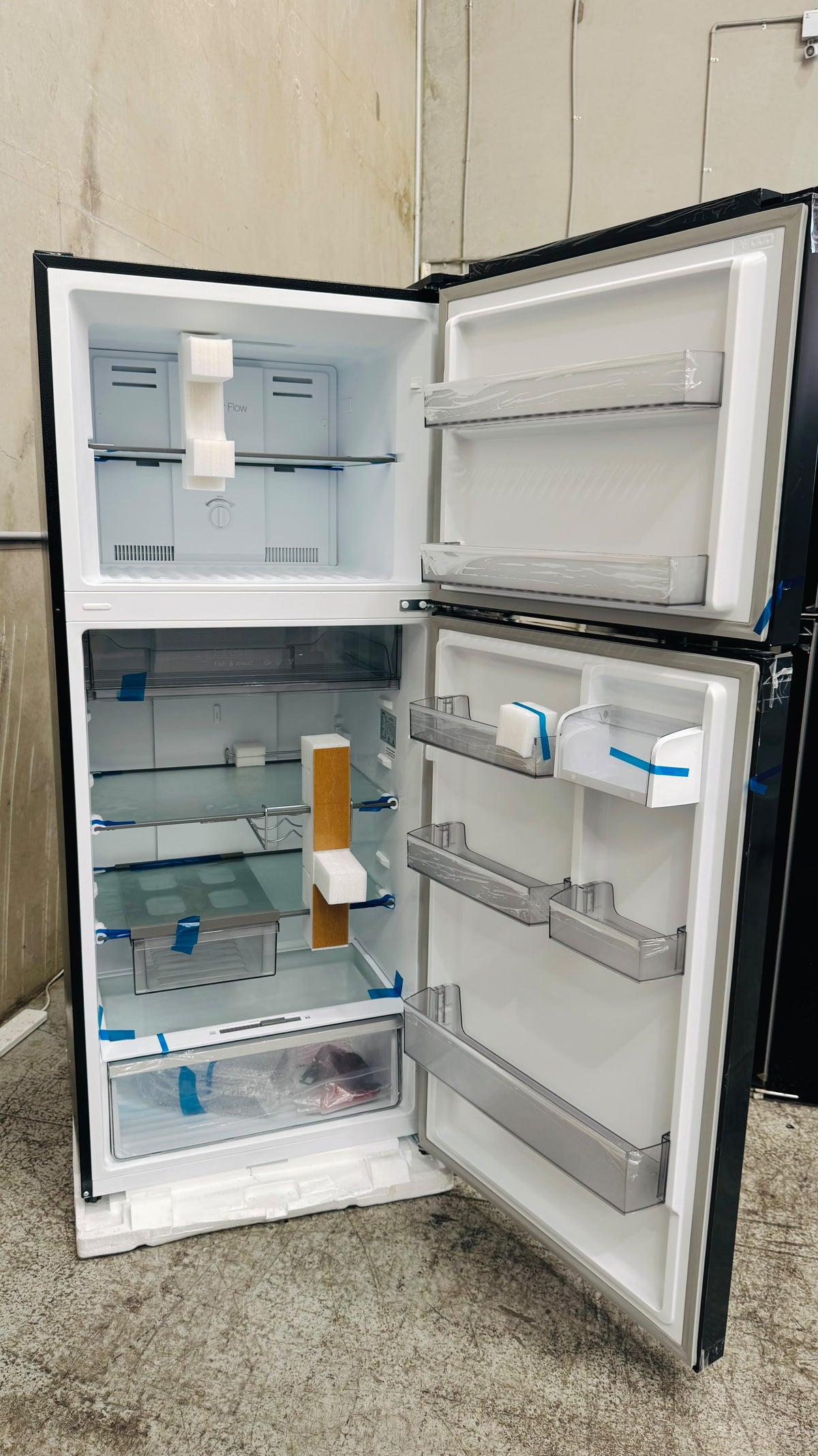 CHIQ 410 LITRES FRIDGE FREEZER
