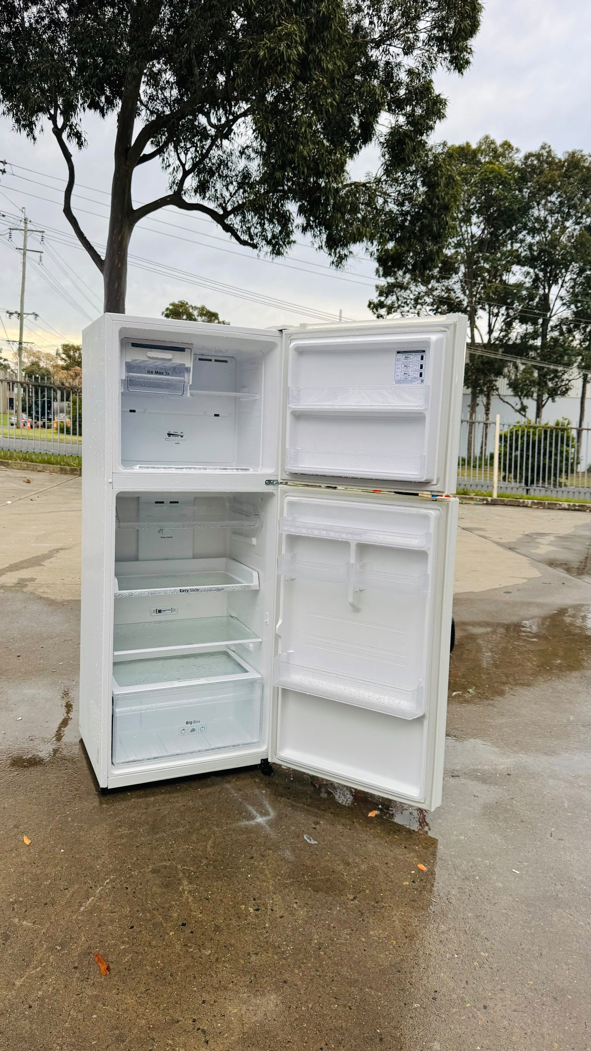 SAMSUNG 400 LITRES FRIDGE FREEZER