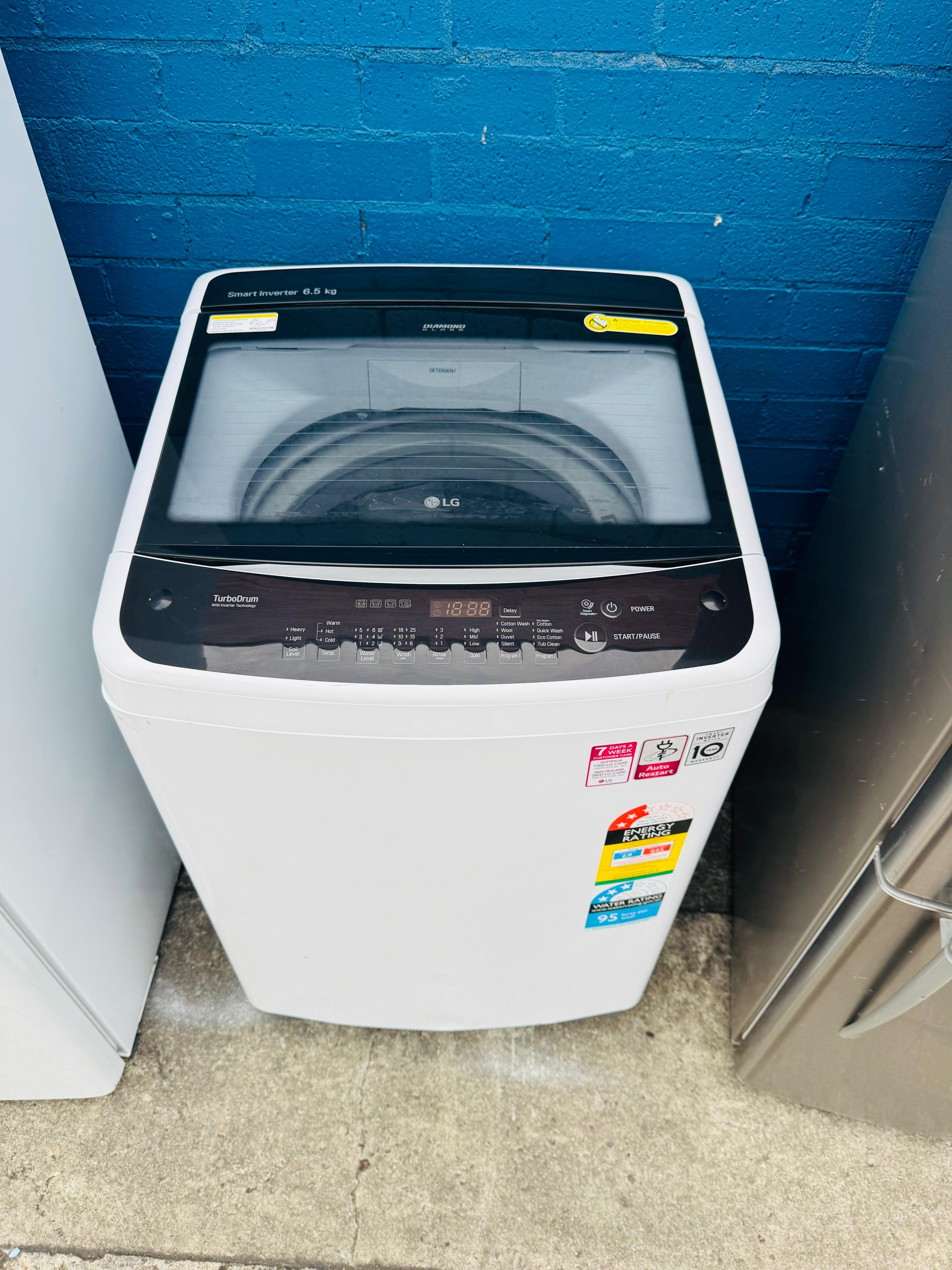 **LG 6.5 KGS TOP LOADER WASHING MACHINE**✅
