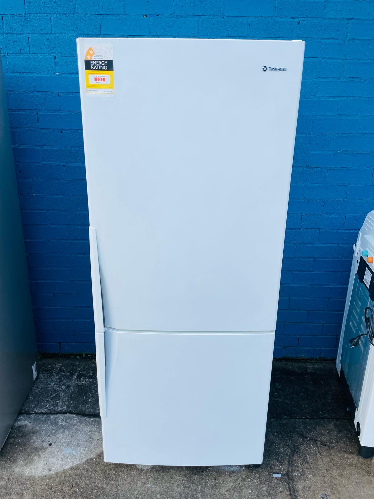 **WESTINGHOUSE 430 LITRES FRIDGE FREEZER & SAMSUNG 7 KGS WASHING MACHINES COMBO PACKAGE DEAL**