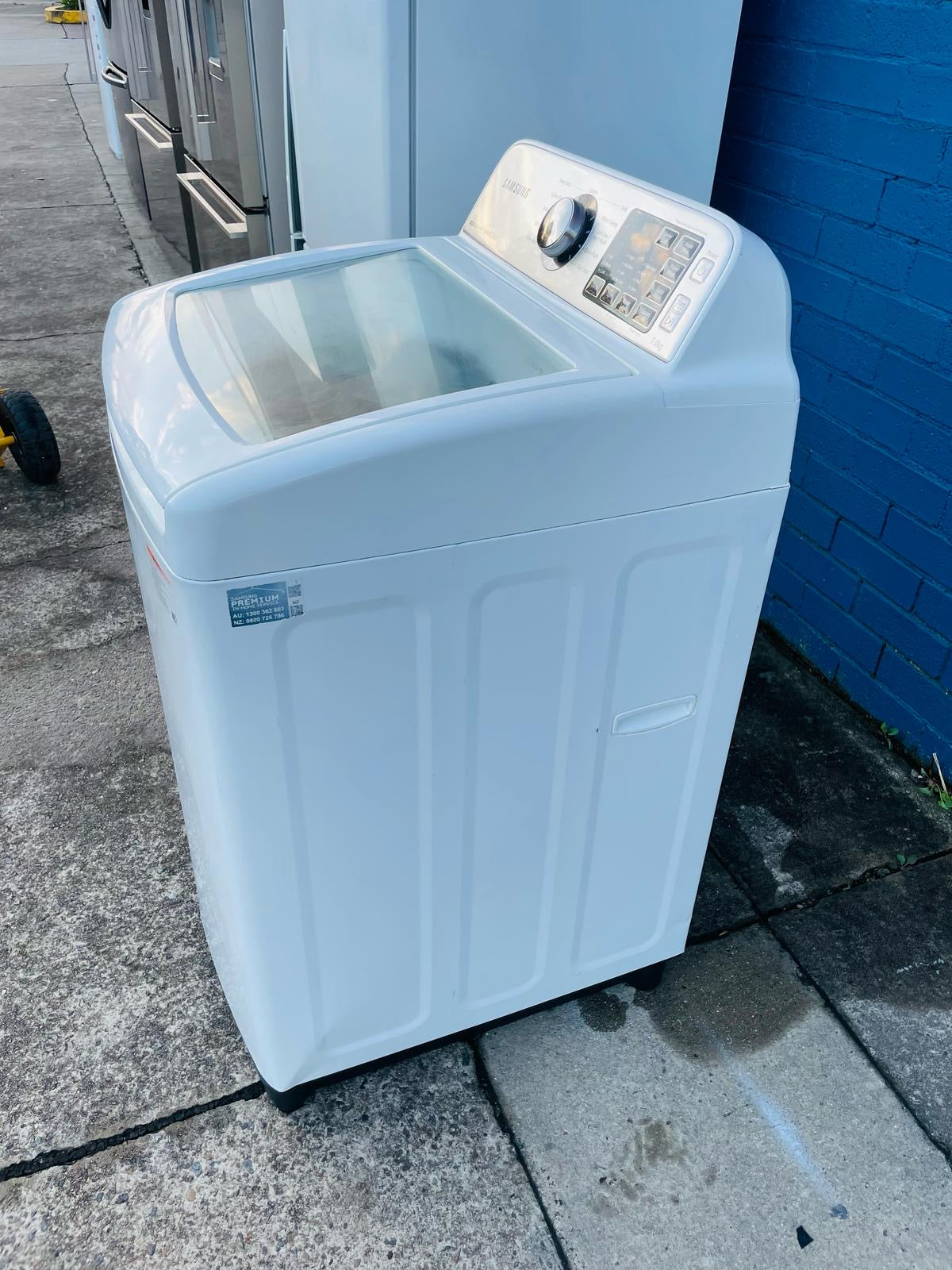 **WESTINGHOUSE 430 LITRES FRIDGE FREEZER & SAMSUNG 7 KGS WASHING MACHINES COMBO PACKAGE DEAL**