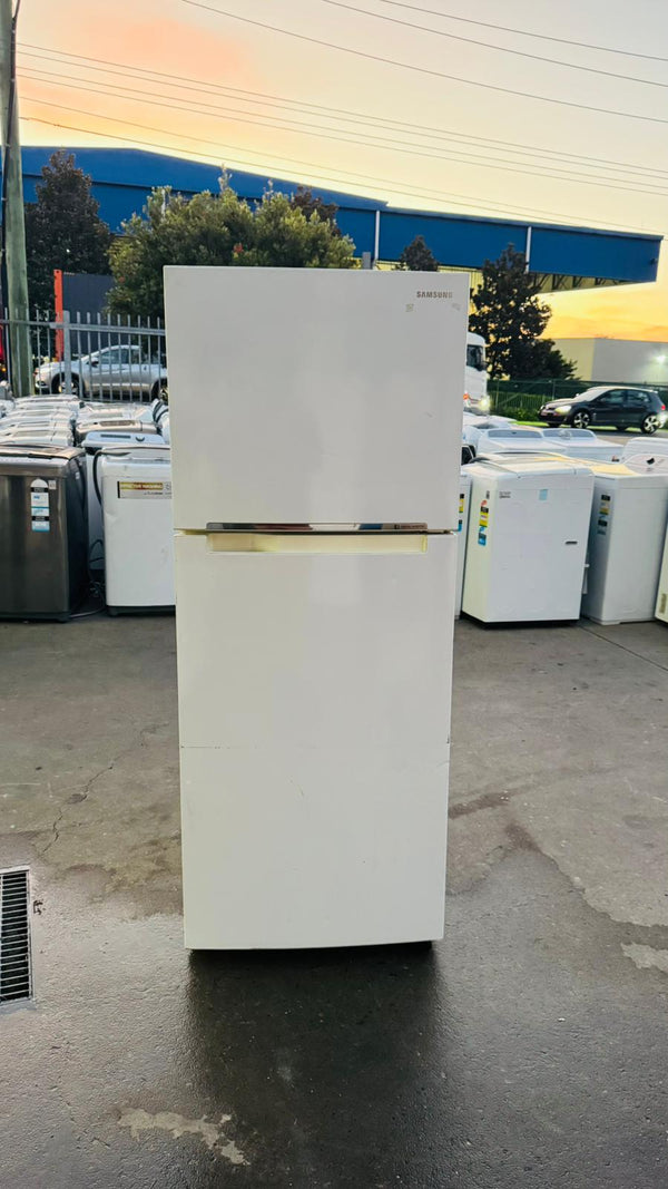 SAMSUNG 393 LITRES FRIDGE FREEZER