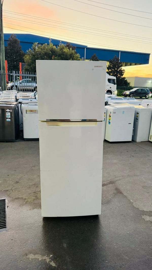SAMSUNG 393 LITRES FRIDGE FREEZER