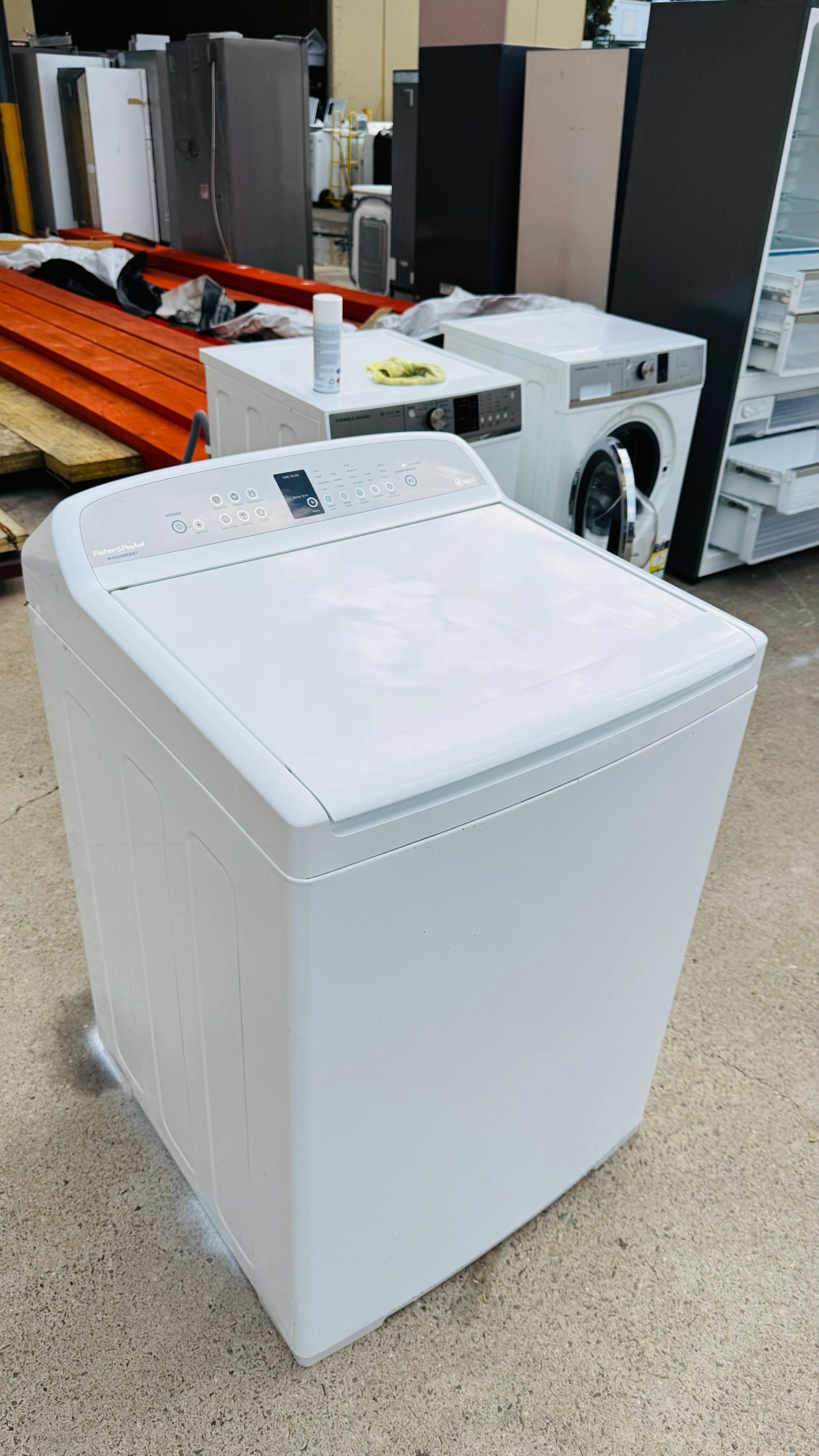 FISHER AND PAYKEL 10KGS TOP LOADER WASHING MACHINE