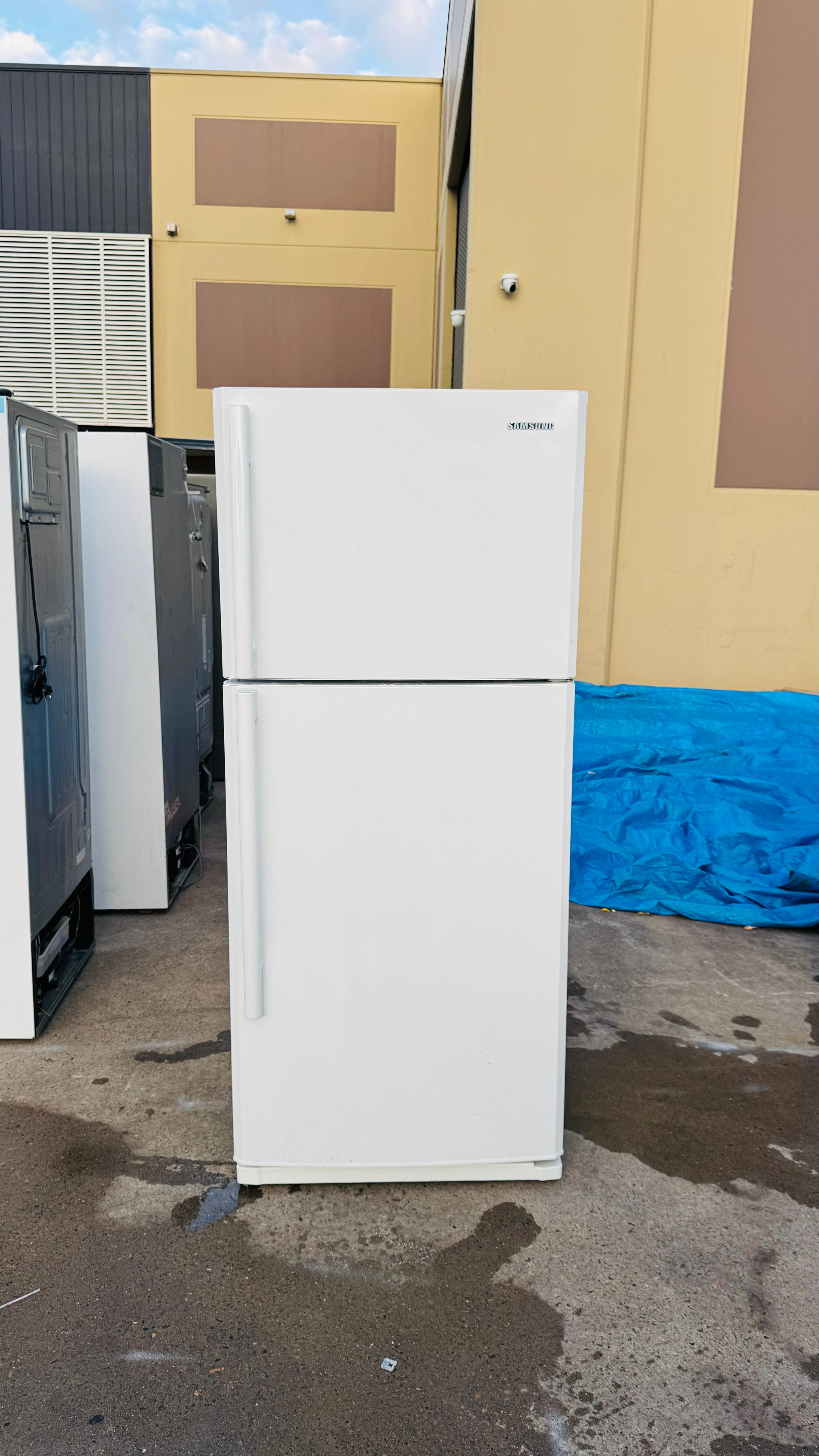 SAMSUNG 434 LITRES FRIDGE FREEZER