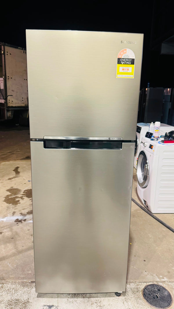 SAMSUNG 318 LITRES FRIDGE FREEZER