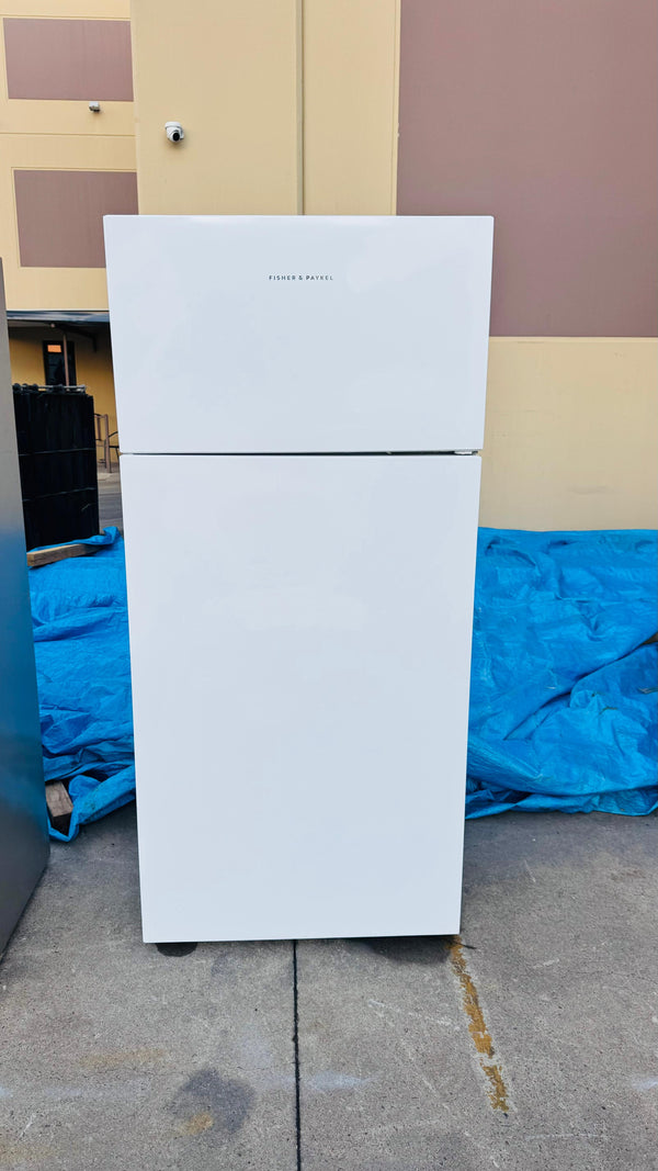 FISHER AND PAYKEL 517 LITRES FRIDGE FREEZER