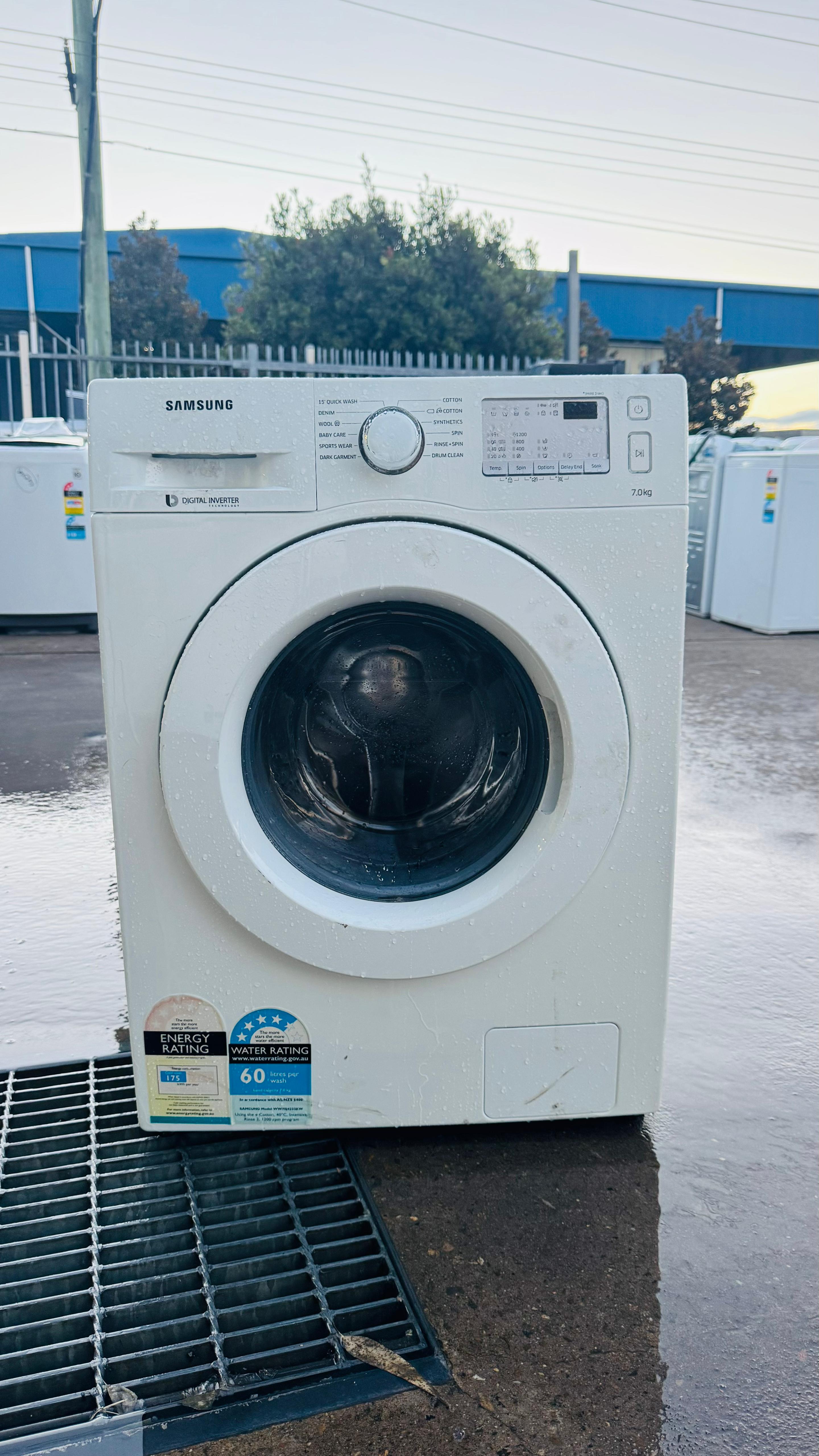SAMSUNG 7KGS FRONT LOADER WASHING MACHINE