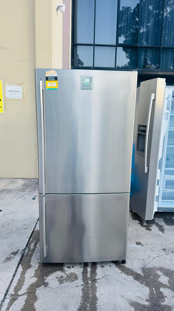 ELECTROLUX 510 LITRES FRIDGE FREEZER