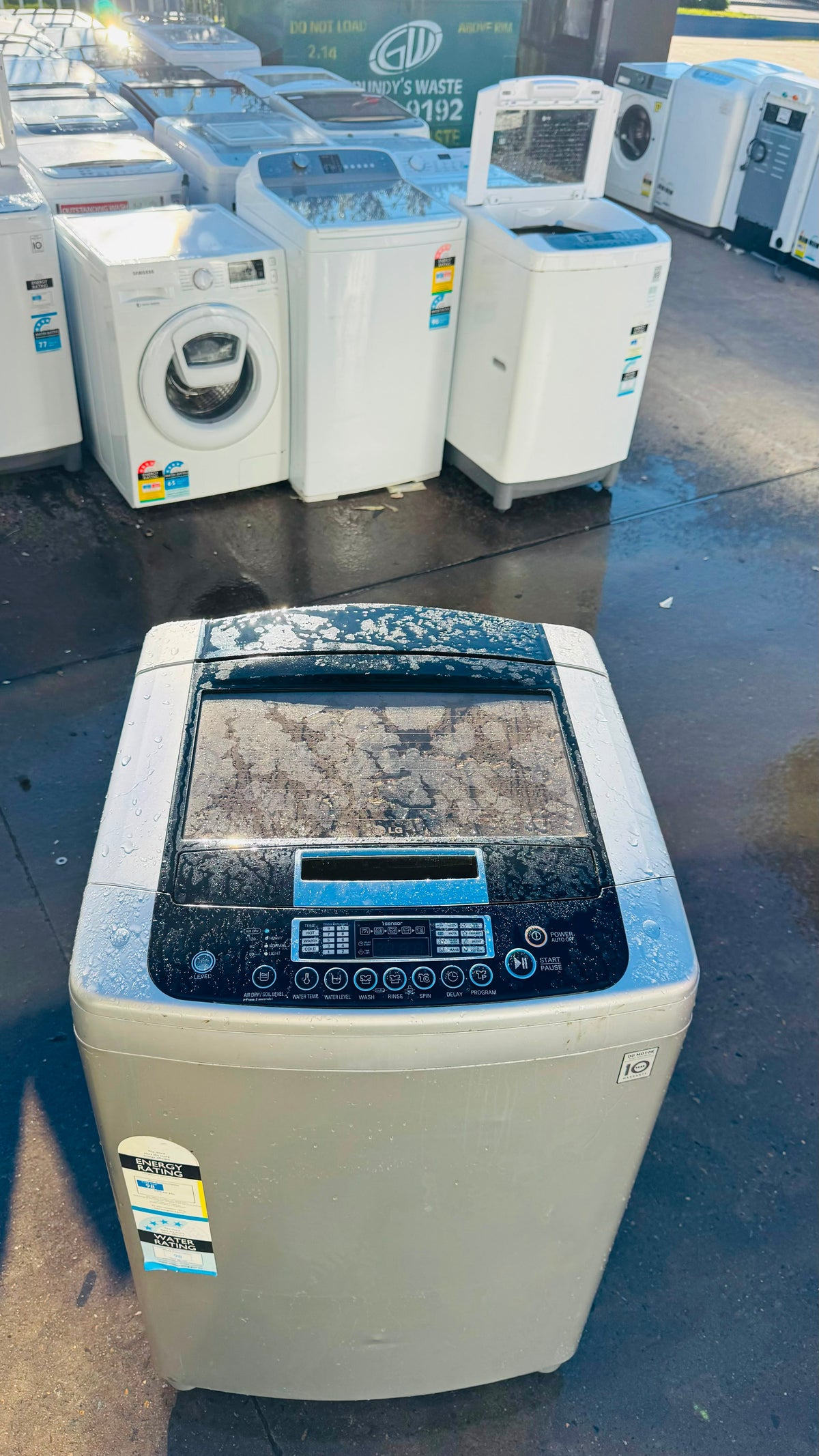 LG 9.5KGS TOP LOADER WASHING MACHINE