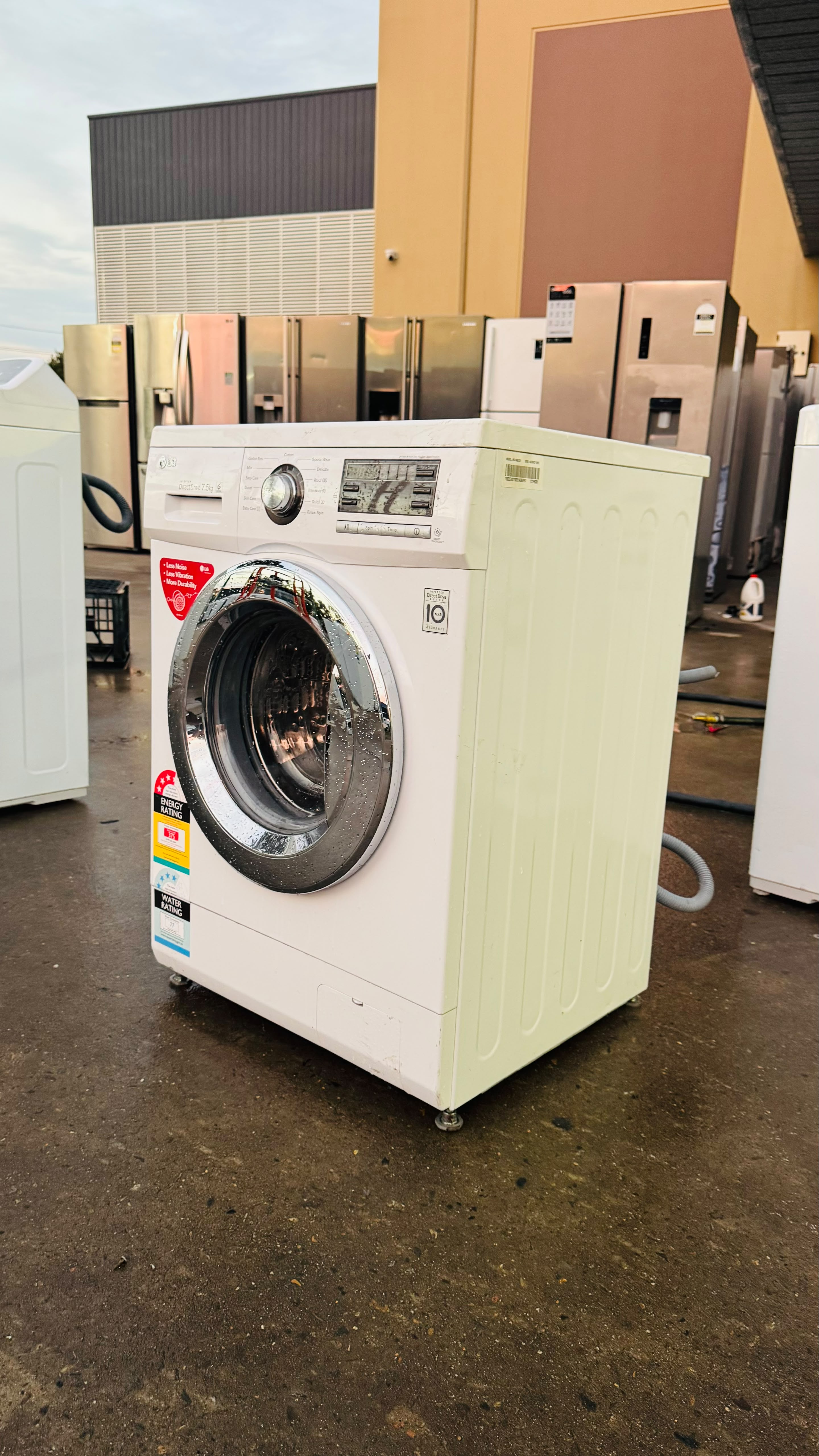 LG 7.5KGS FRONT LOADER WASHING MACHINE