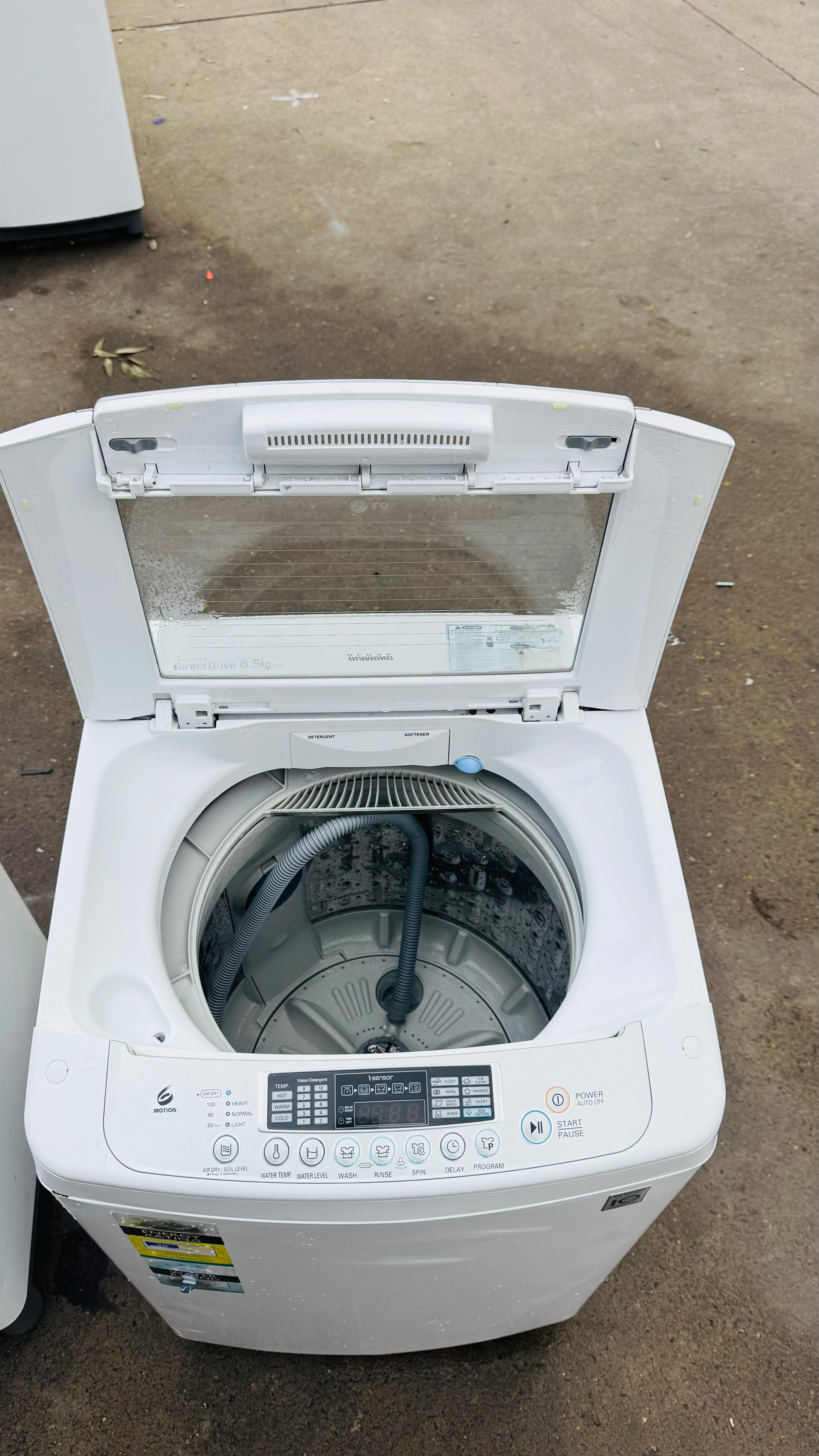 LG 6.5KGS TOP LOADER WASHING MACHINE