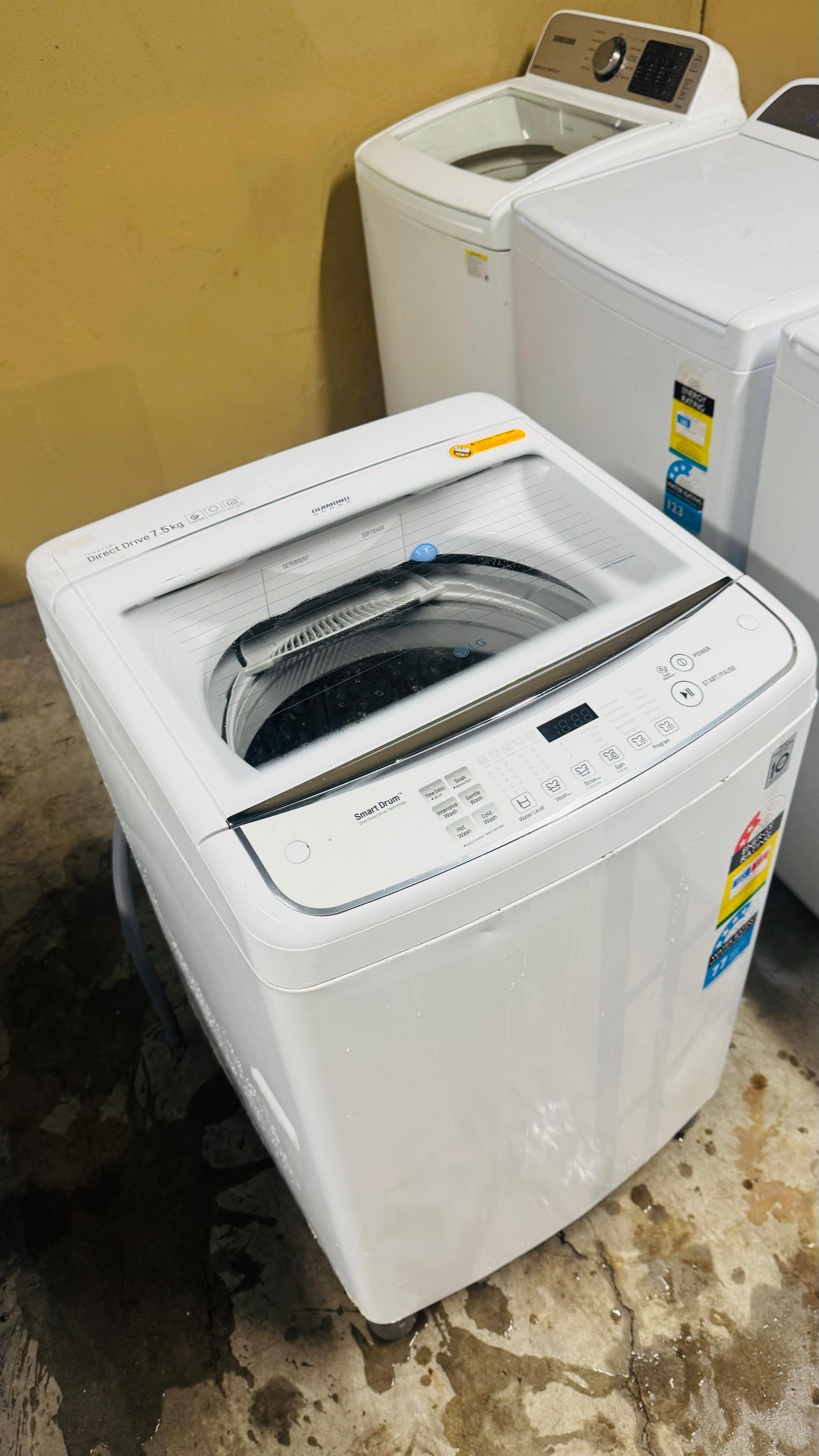 LG 7.5 KGS TOP LOADER WASHING MACHINE