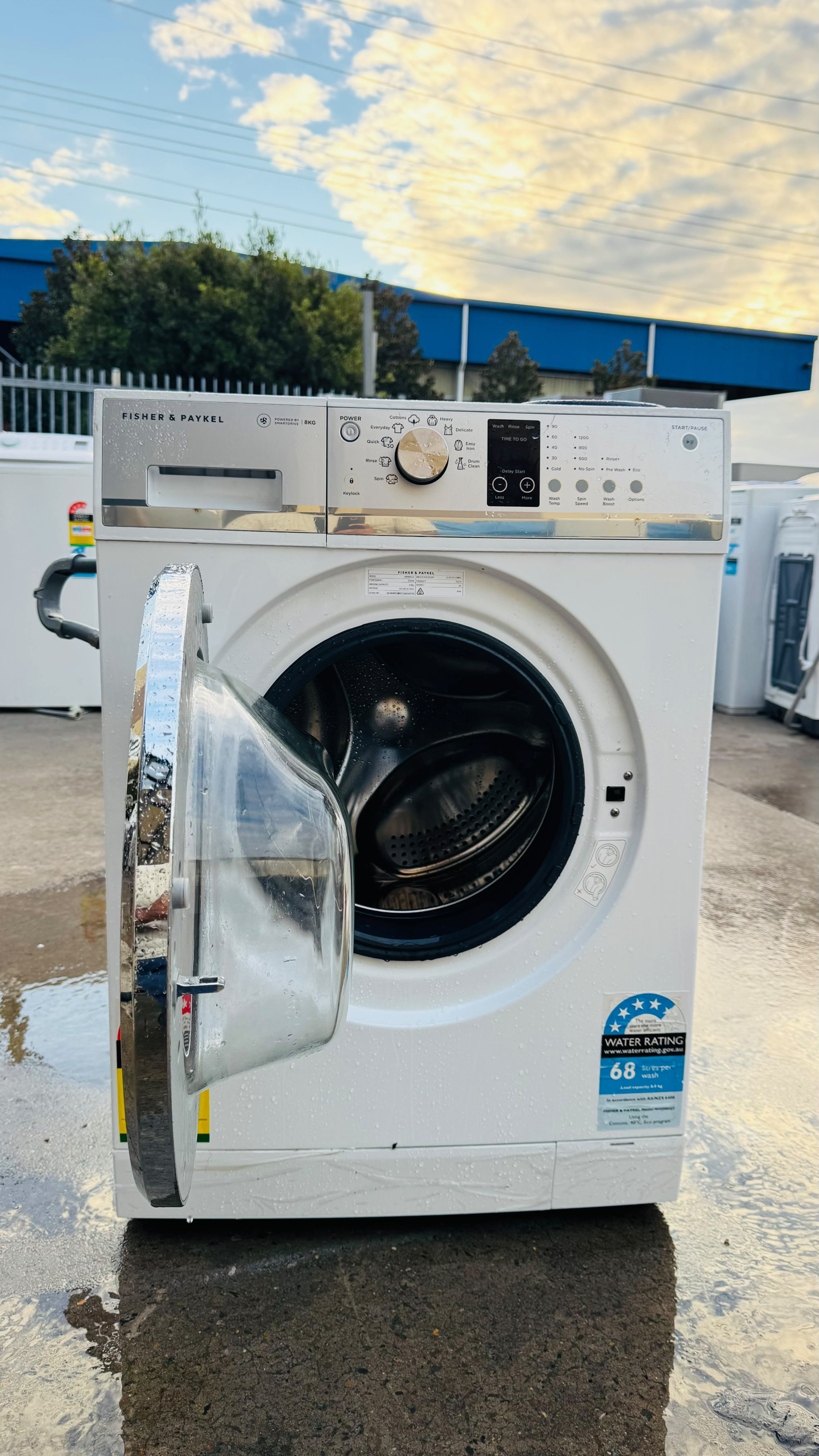 FISHER AND PAYKEL 8KGS FRONT LOADER WASHING MACHINE