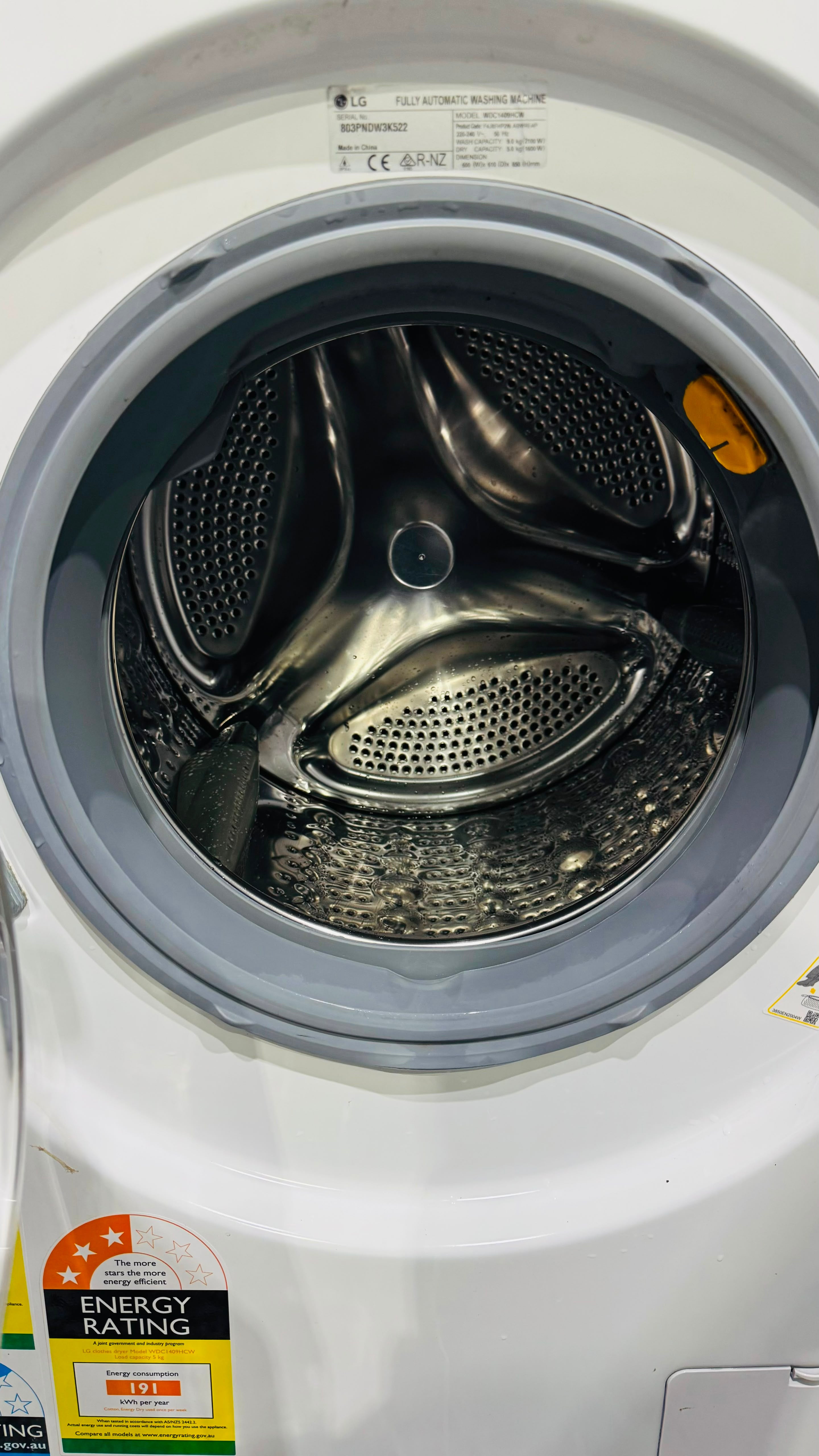 LG 9KGS FRONT LOADER WASHING MACHINE