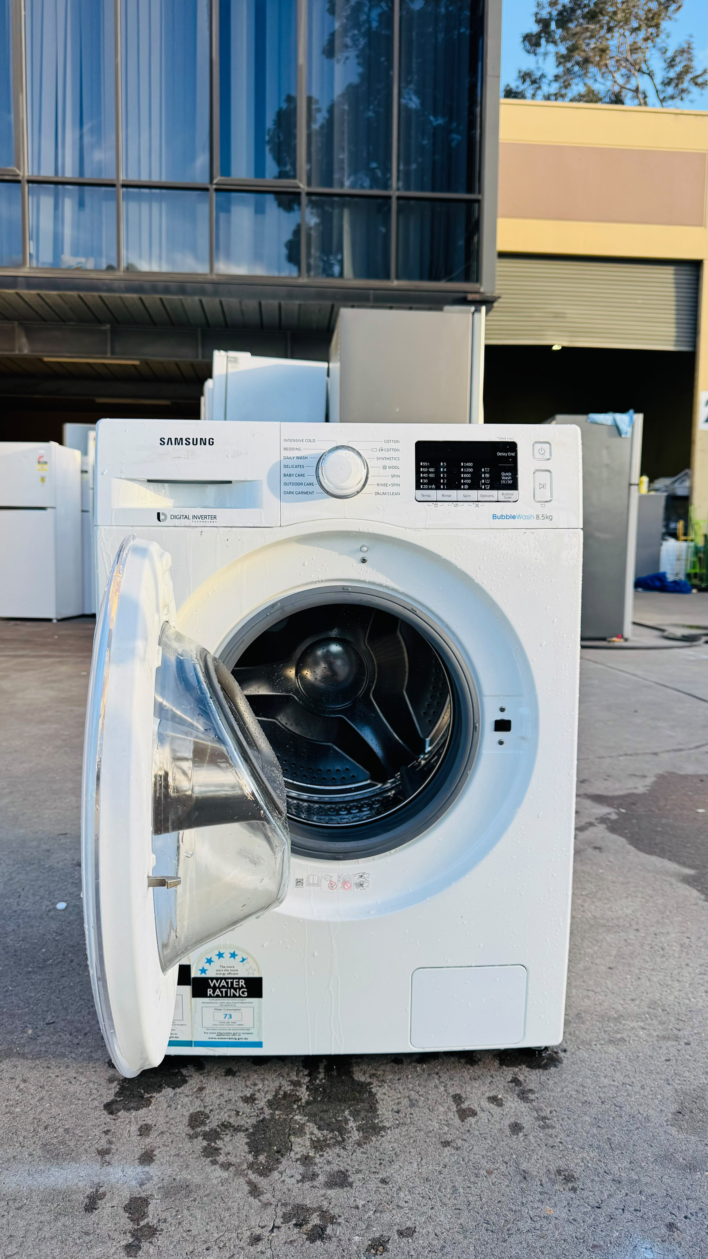 SAMSUNG 8.5KGS FRONT LOADER WASHING MACHINE