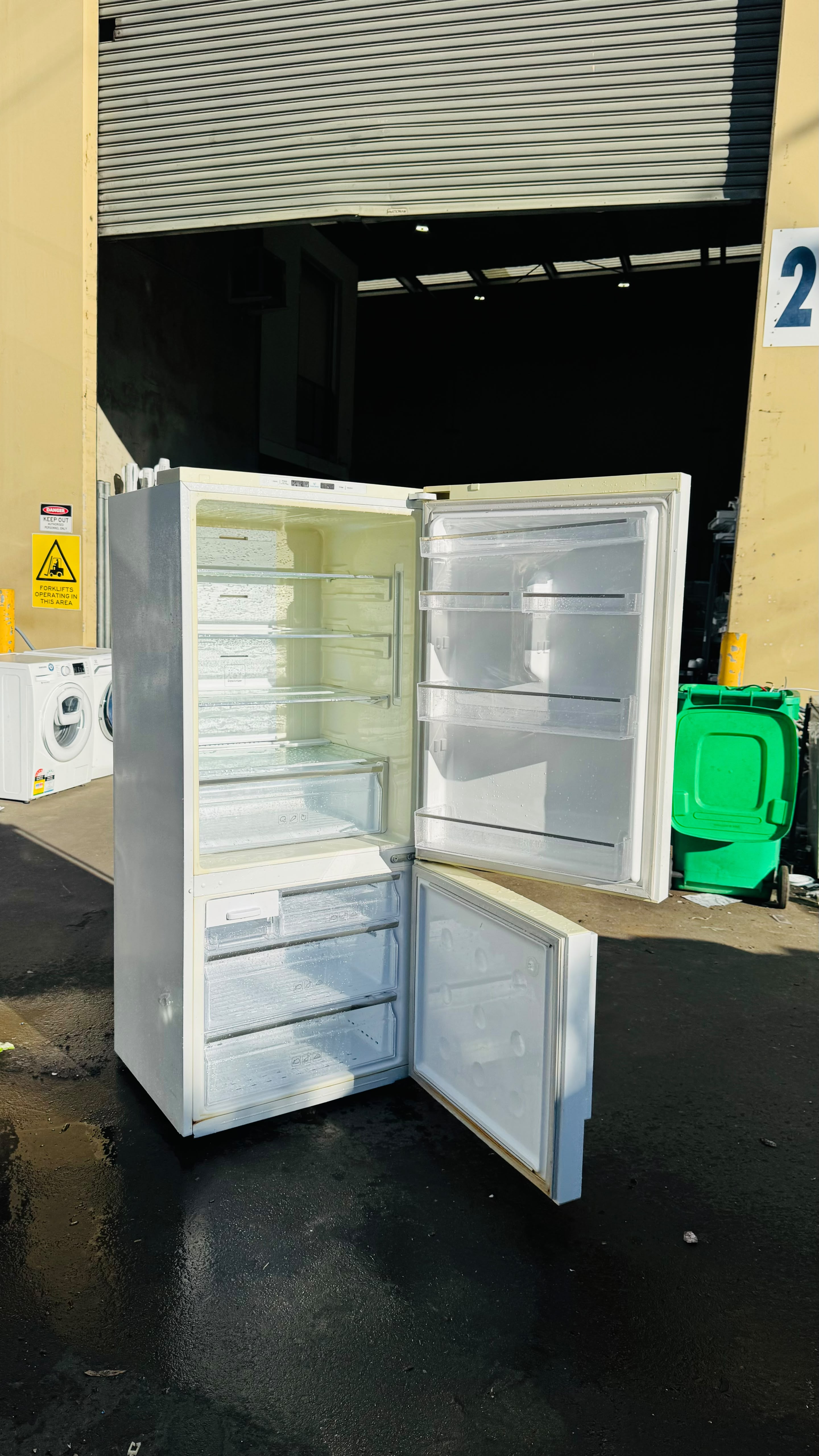SAMSUNG 450 LITRES FRIDGE FREEZER