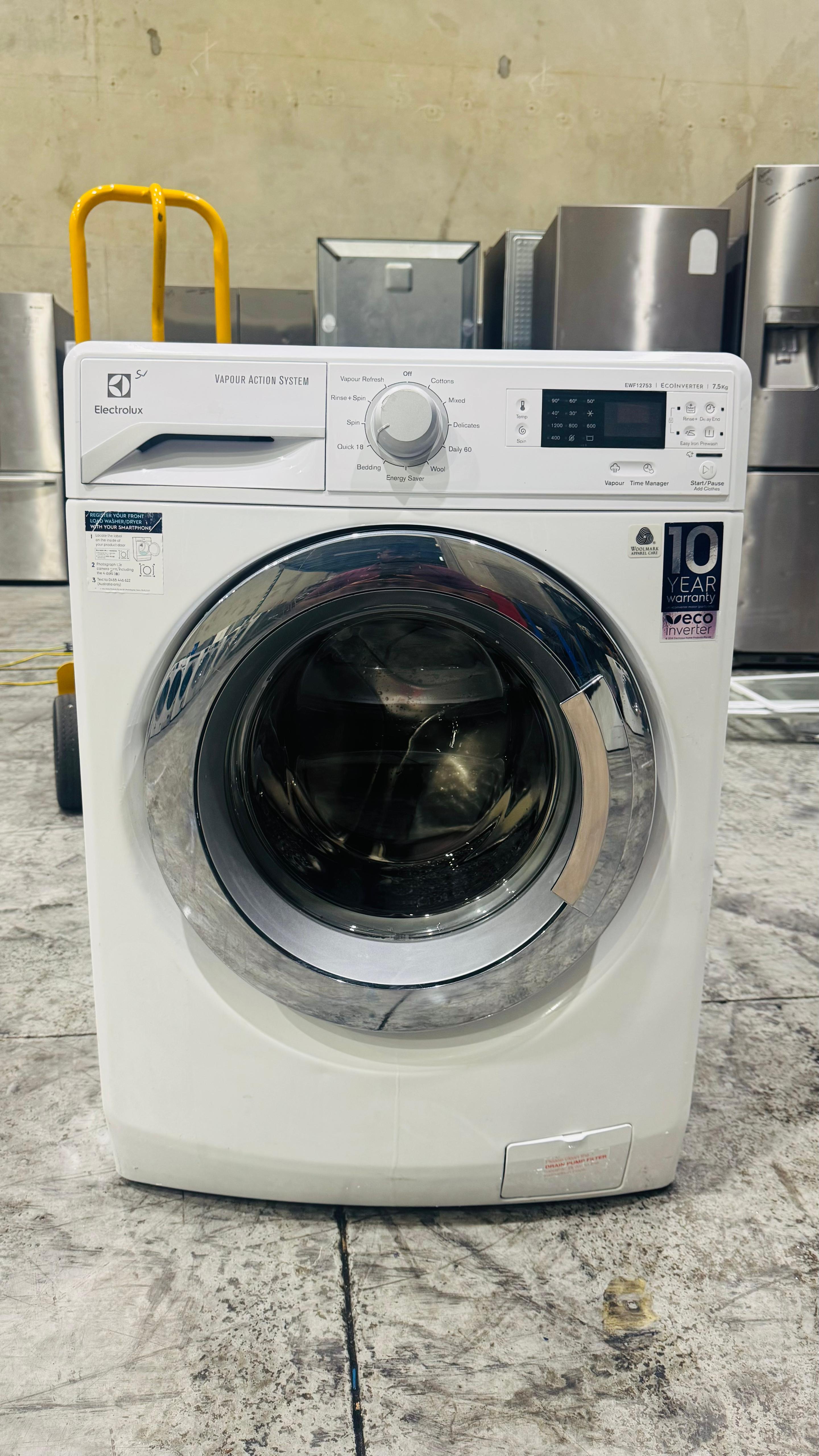 ELECTROLUX 7.5KGS FRONT LOADER WASHING MACHINE