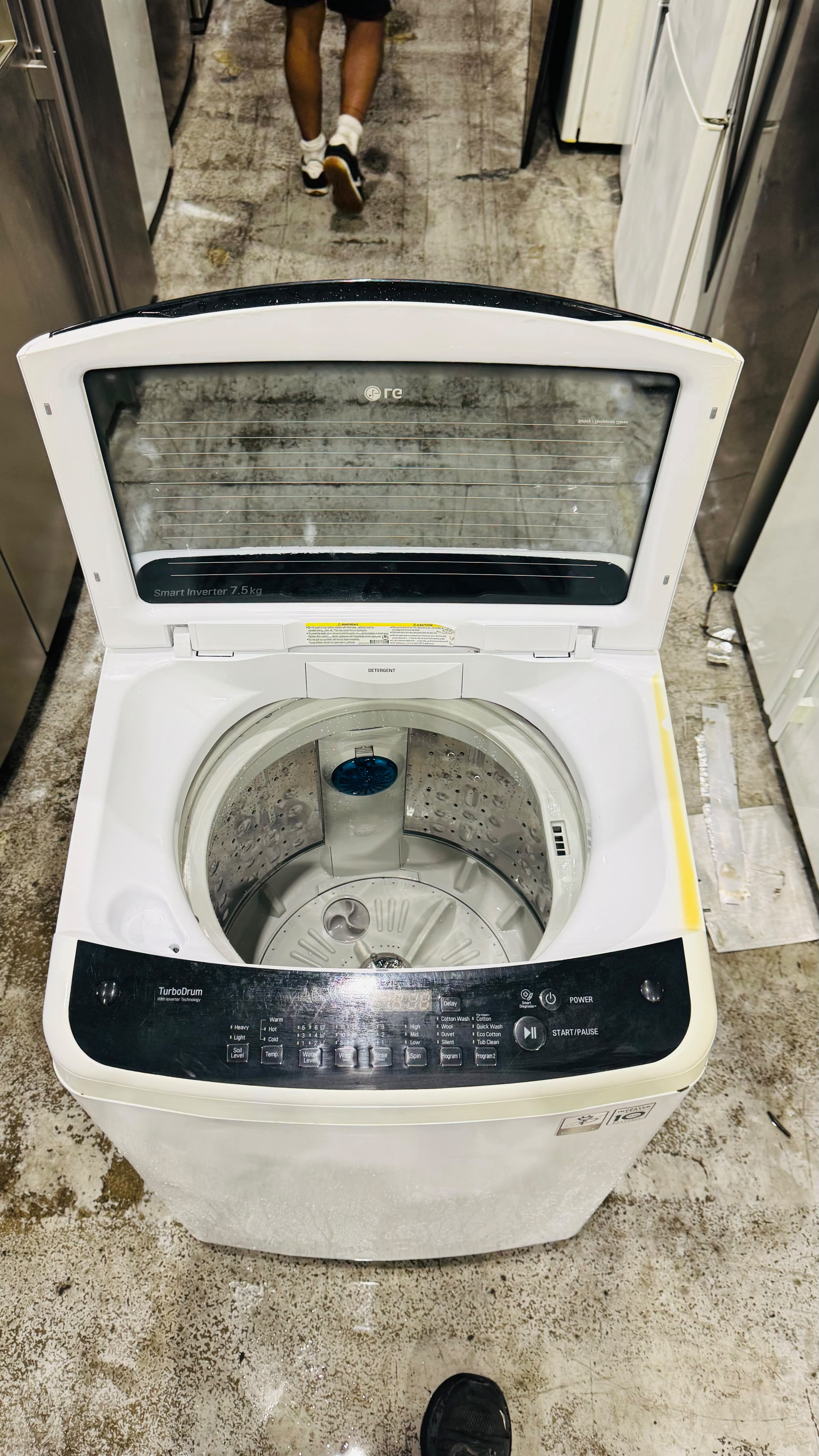LG 7.5 KGS TOP LOADER WASHING MACHINE