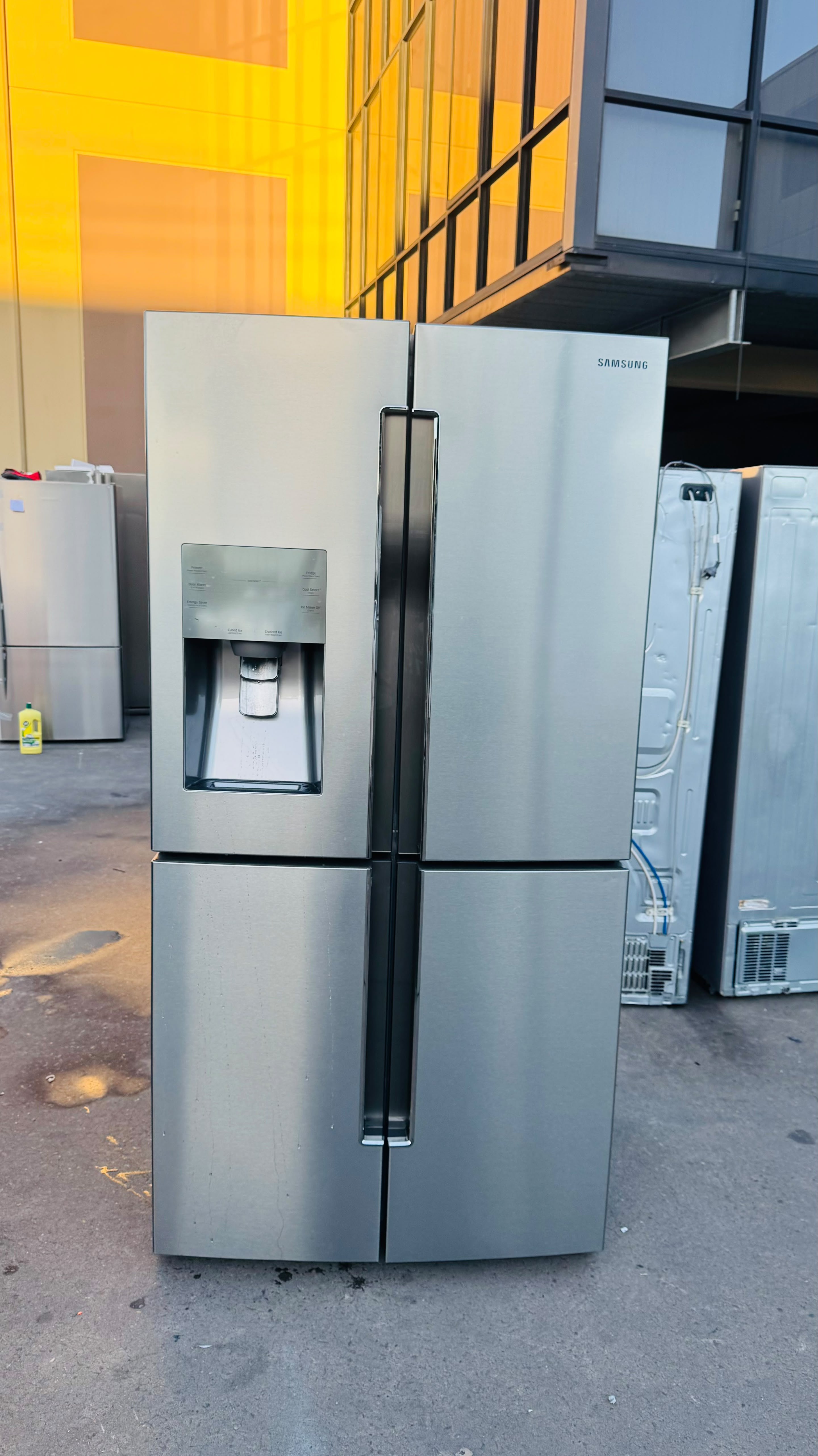 SAMSUNG QUAD FRENCH DOOR 719 LITRES FRIDGE FREEZER