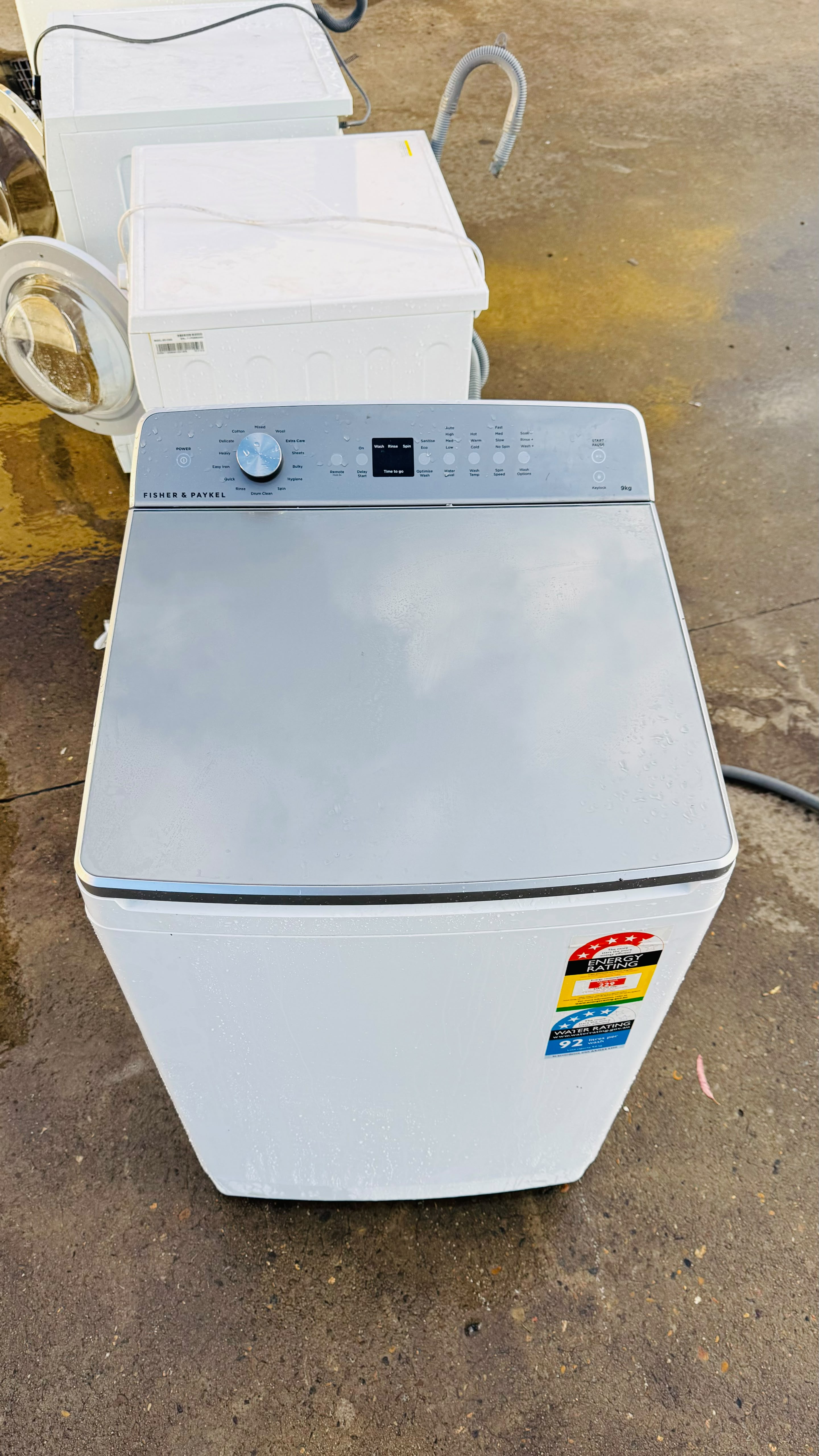 FISHER AND PAYKEL 9KGS TOP LOADER WASHING MACHINE