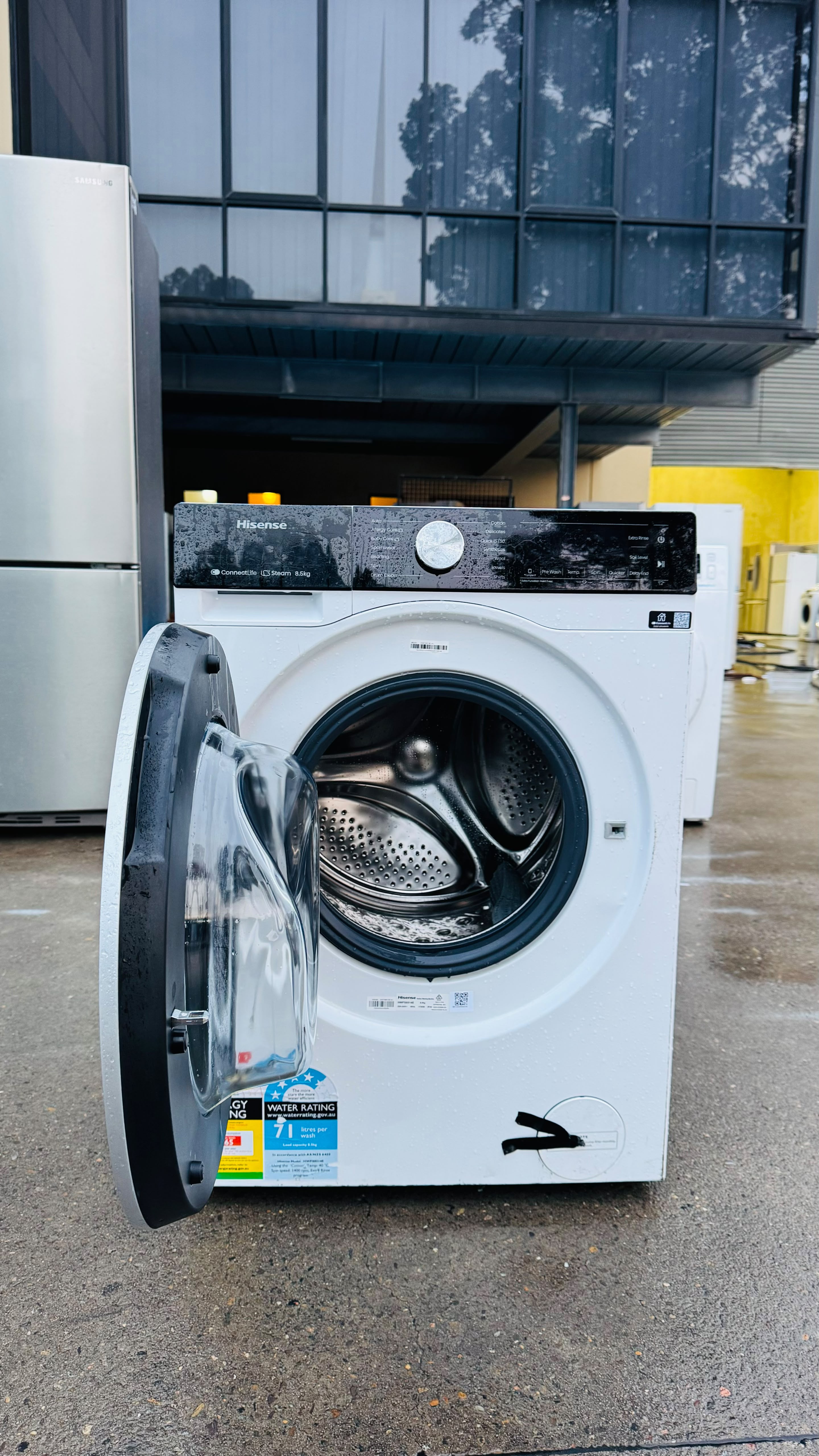 HISENSE FACTORY SECOND 8.5KGS FRONT LOADER WASHING MACHINE