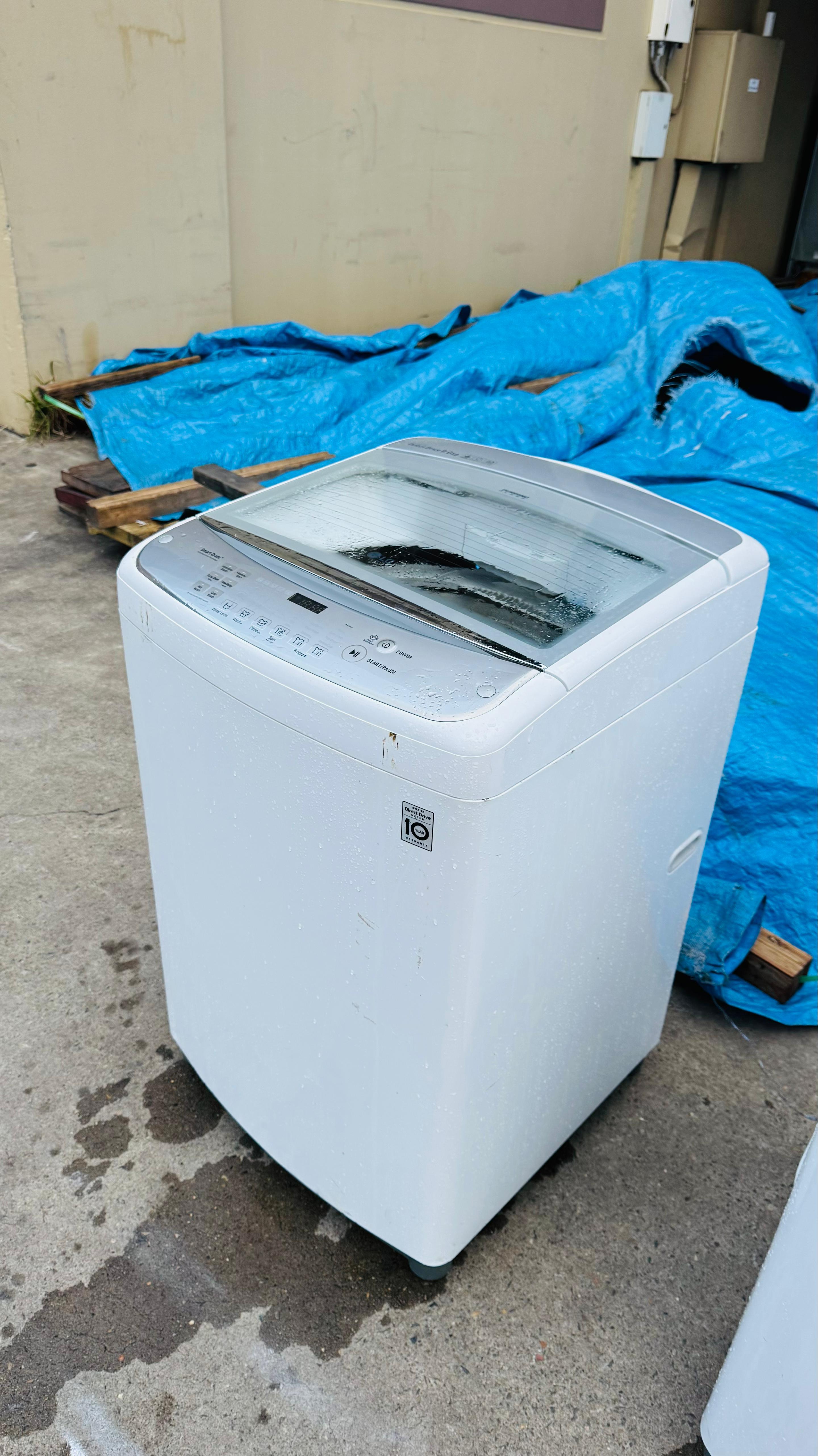 LG 9KGS TOP LOADER WASHING MACHINE