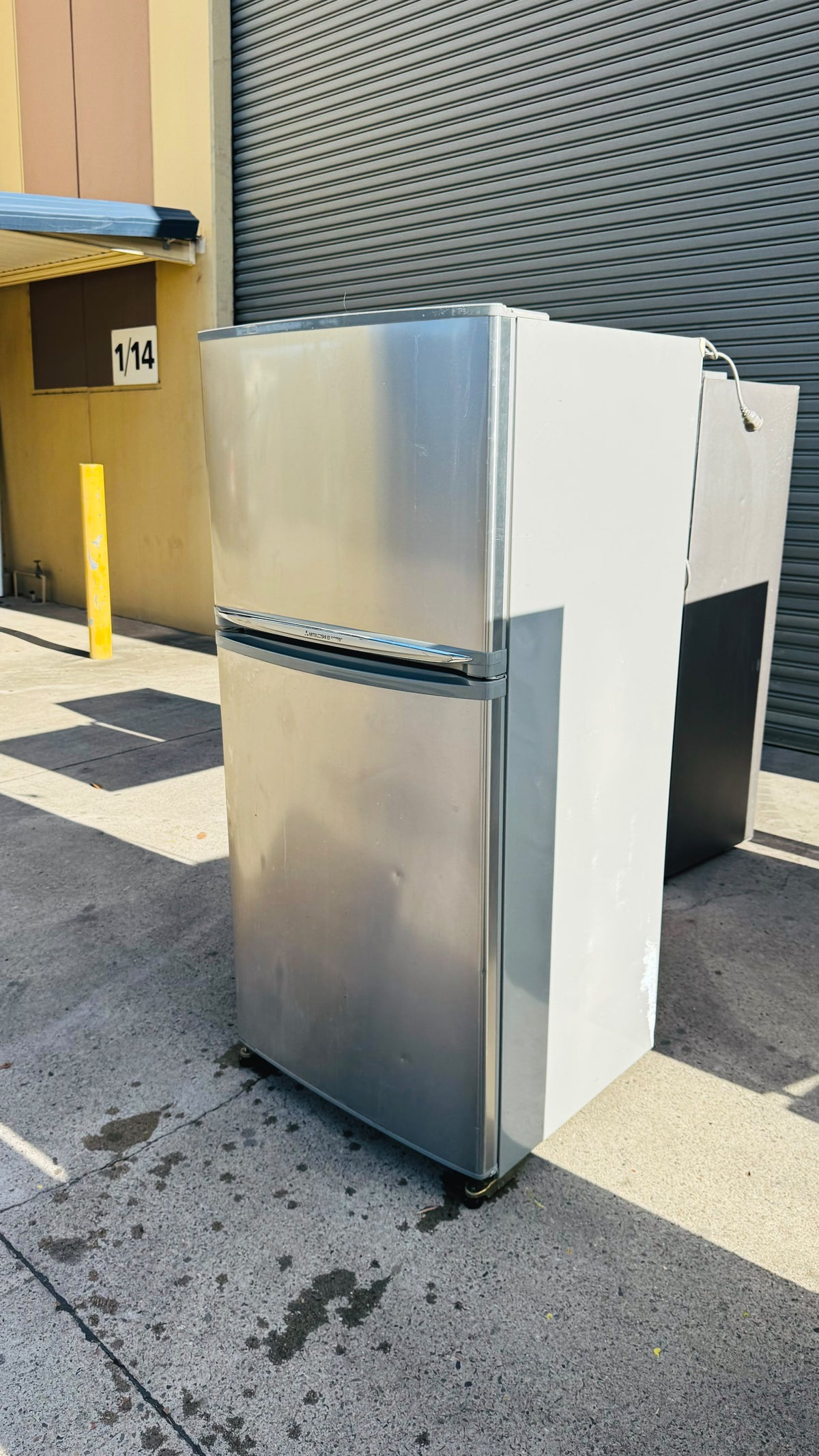 MITSUBUSHI 508 LITRES FRIDGE FREEZER