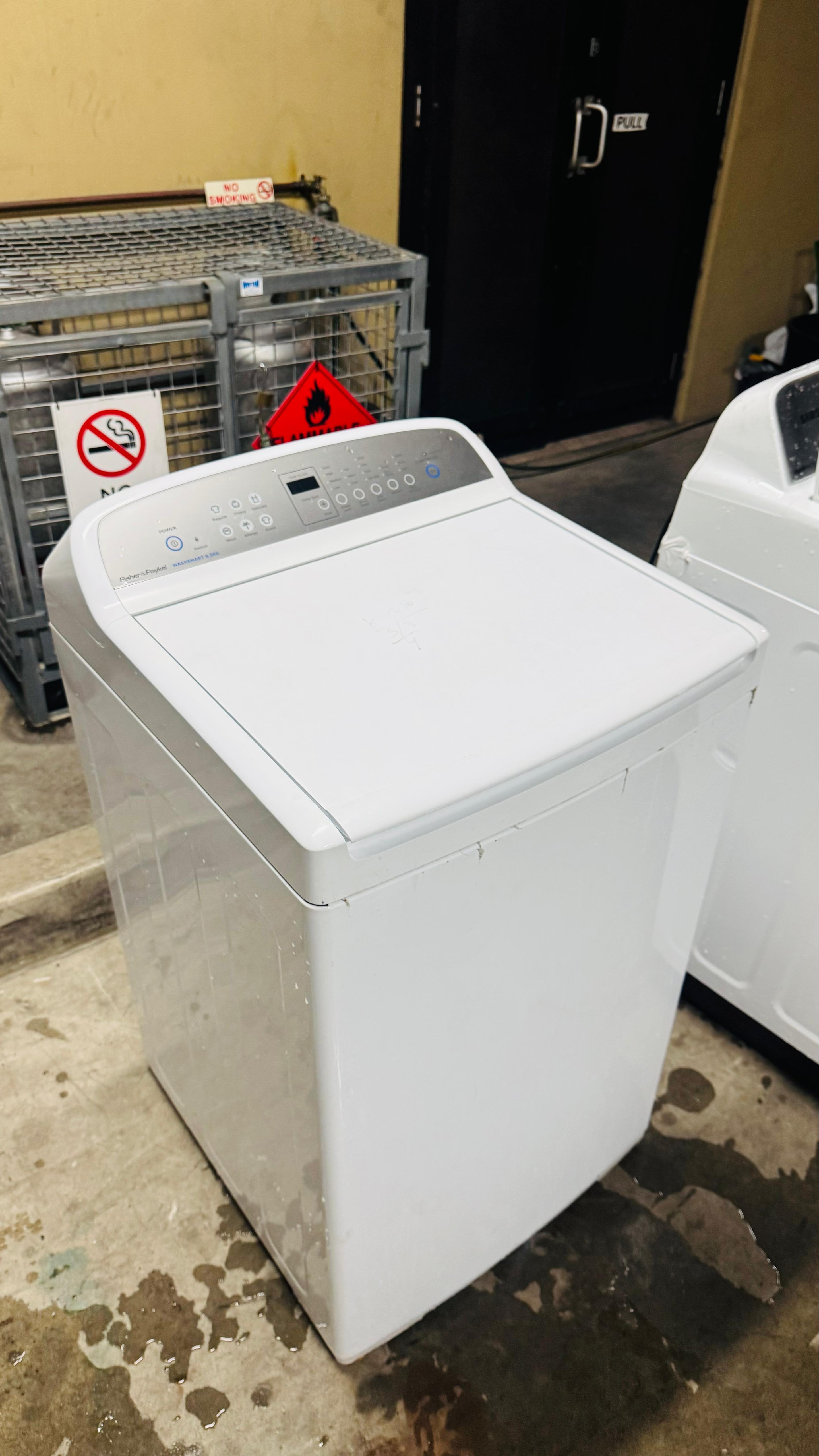 FISHER AND PAYKEL 8.5 KGS TOP LOADER WASHING MACHINE