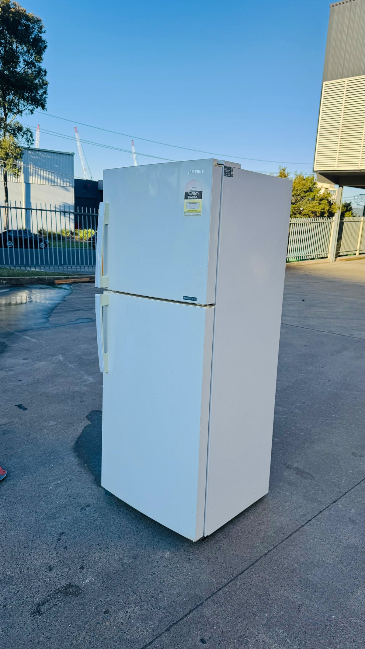 SAMSUNG 393 LITRES FRIDGE FREEZER