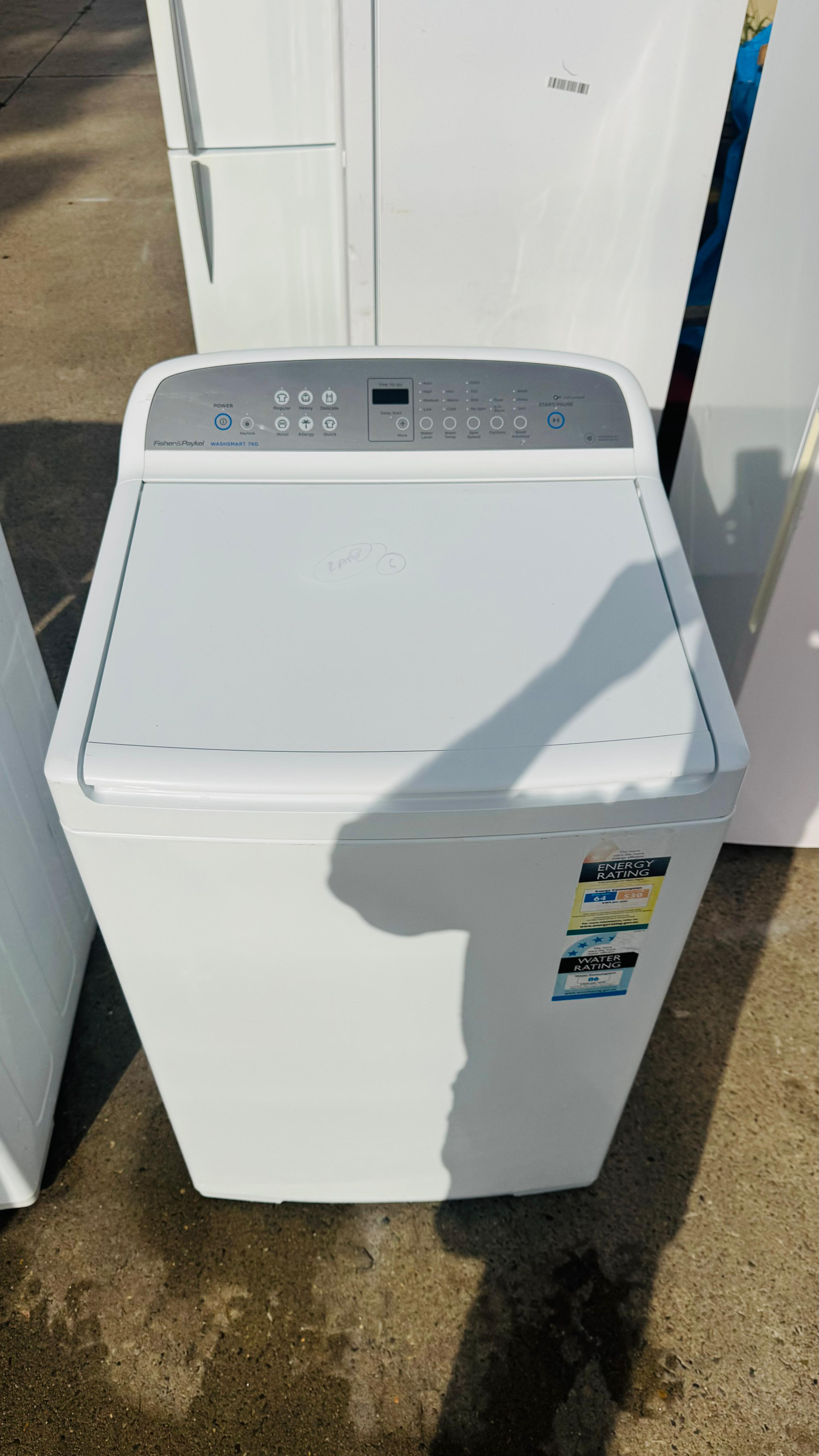 FISHER AND PAYKEL 7KGS TOP LOADER WASHING MACHINE