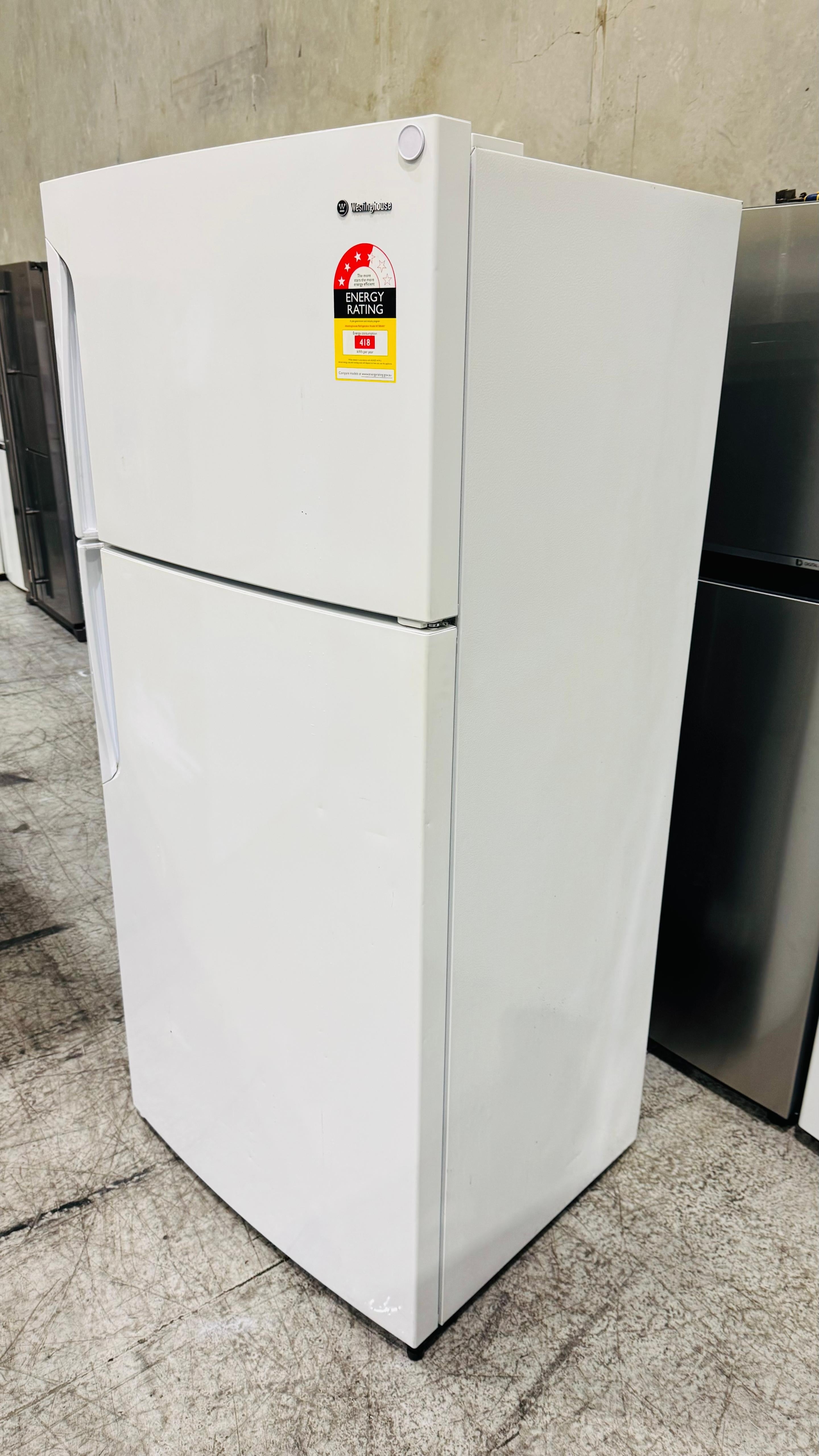 WESTINGHOUSE 537 LITRES FRIDGE FREEZER