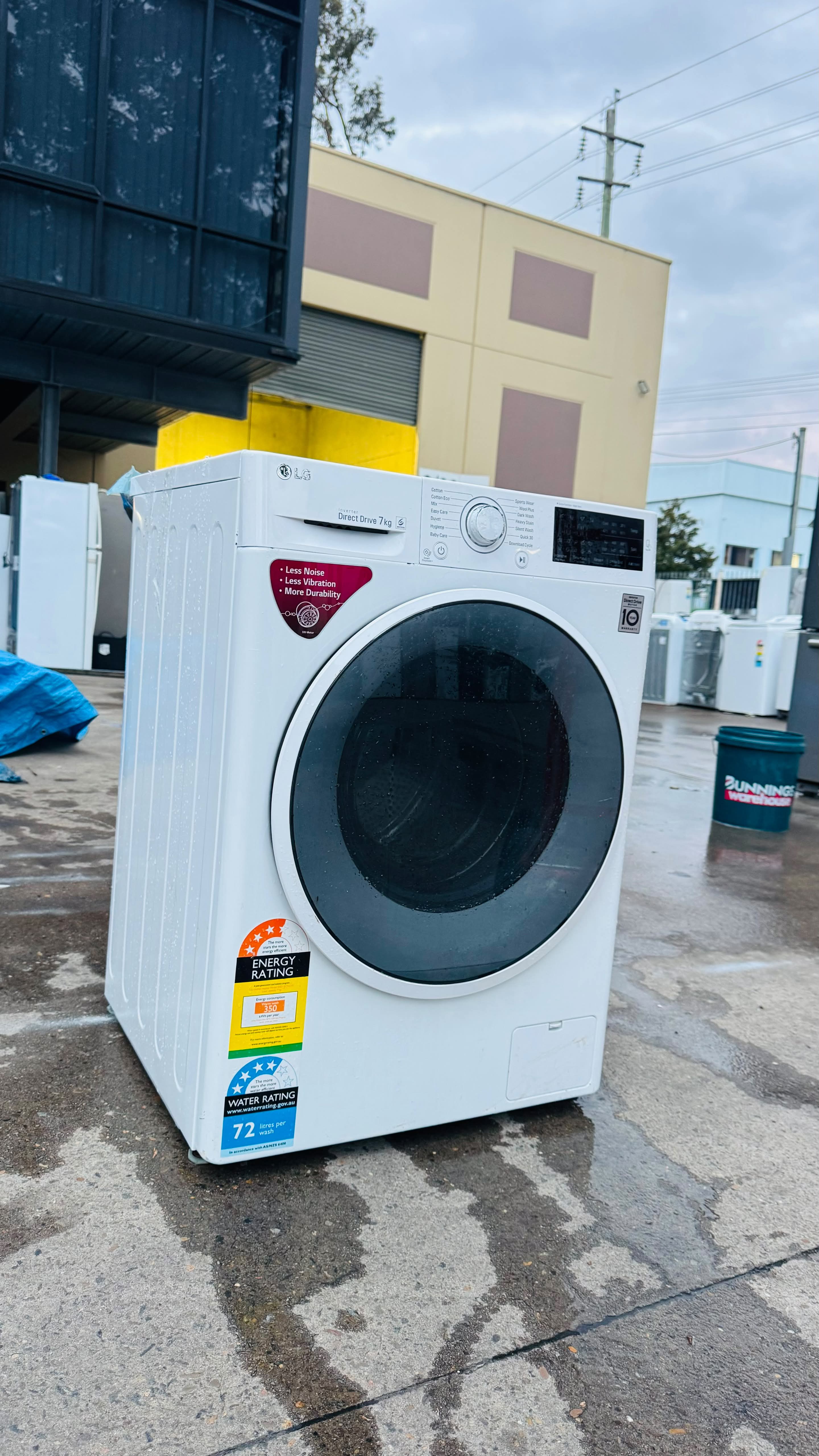 LG 7KGS FRONT LOADER WASHING MACHINE