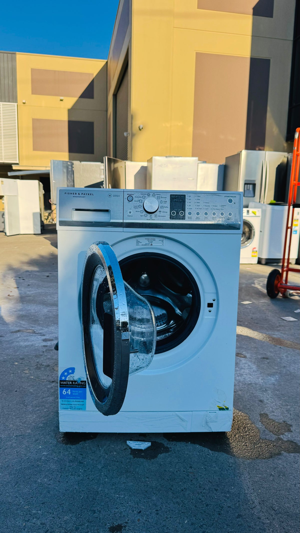 FISHER & PAYKEL 7.5KGS FRONT LOADER WASHING MACHINE