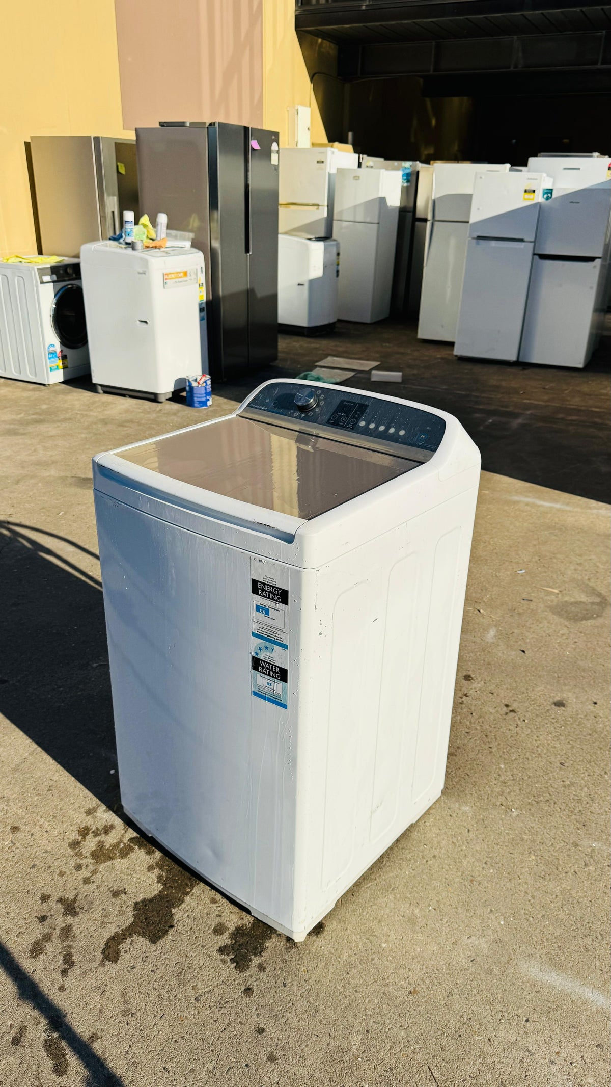FISHER AND PAYKEL 8KGS TOP LOADER WASHING MACHINE