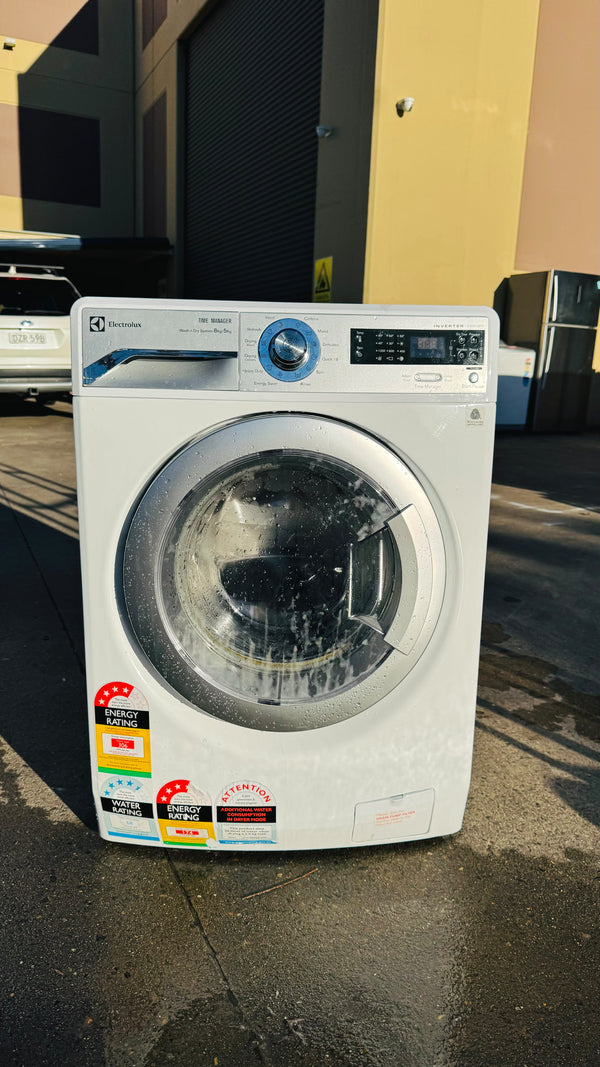 ELECTROLUX 8KGS FRONT LOADER WASHING MACHINE