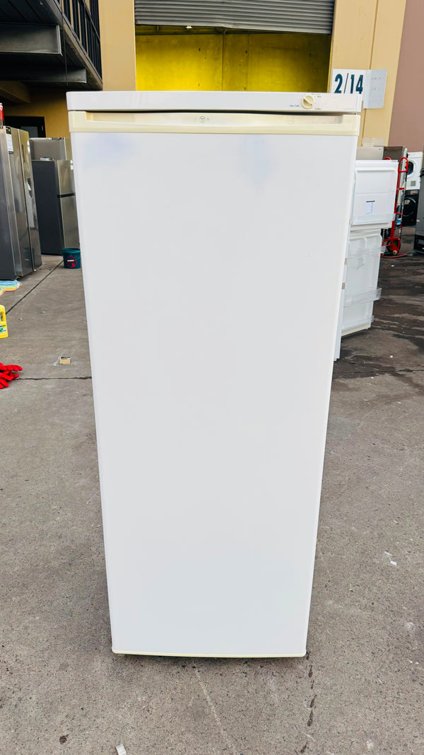 WESTINGHOUSE 230 LITRES FREEZER ONLY
