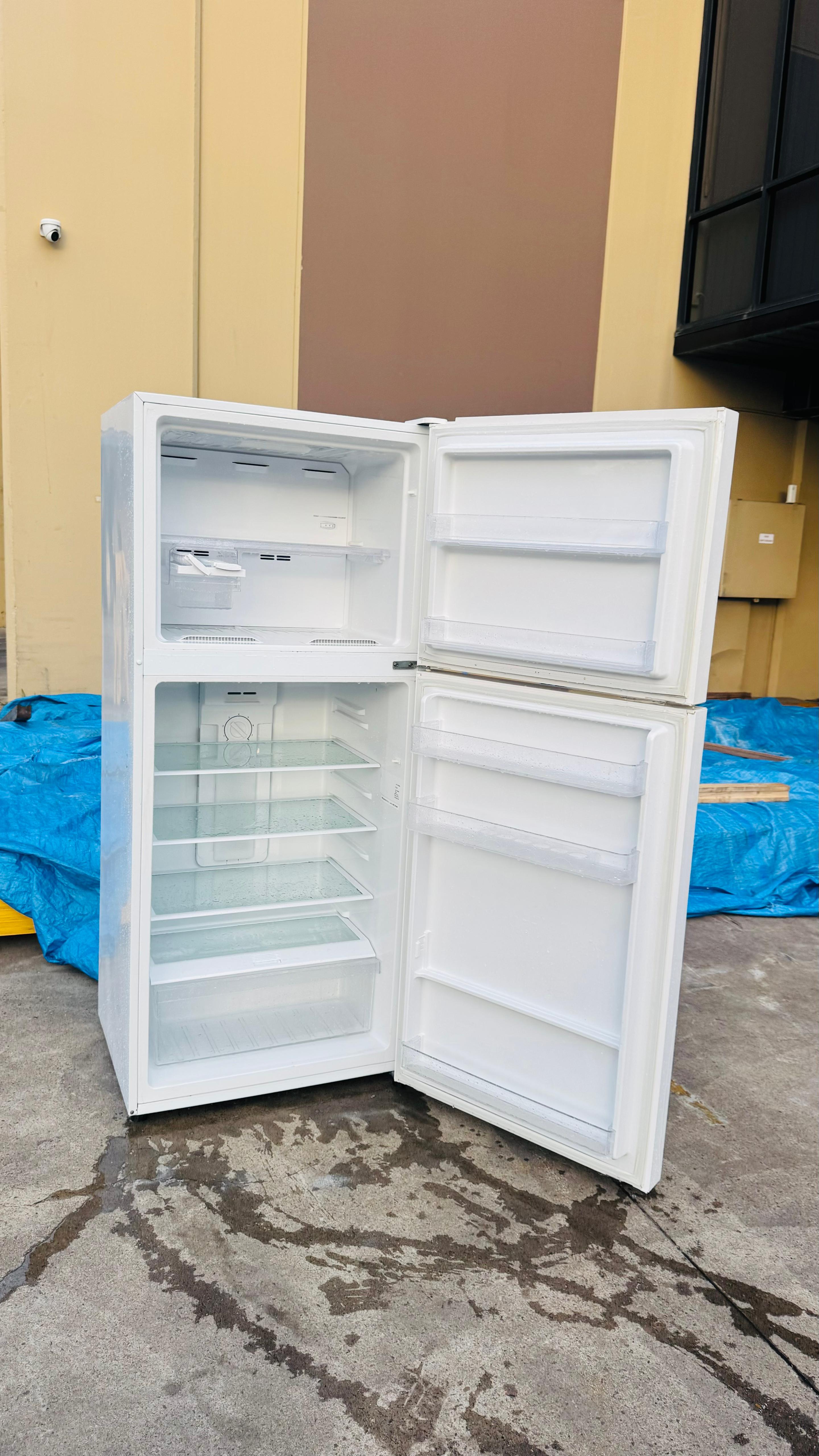 HAIER 422 LITRES FRIDGE FREEZER