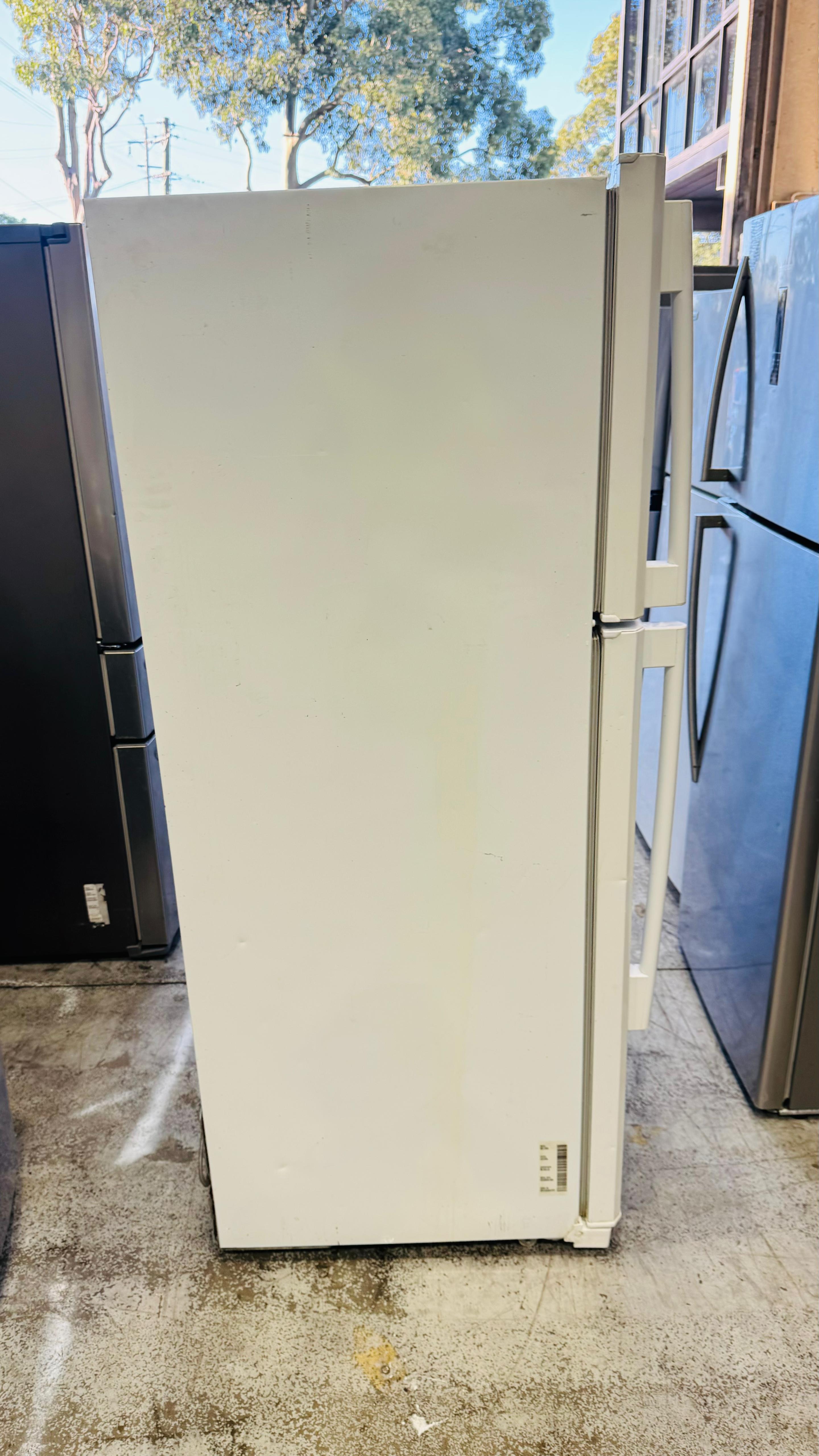 SAMSUNG 512 LITRES FRIDGE FREEZER