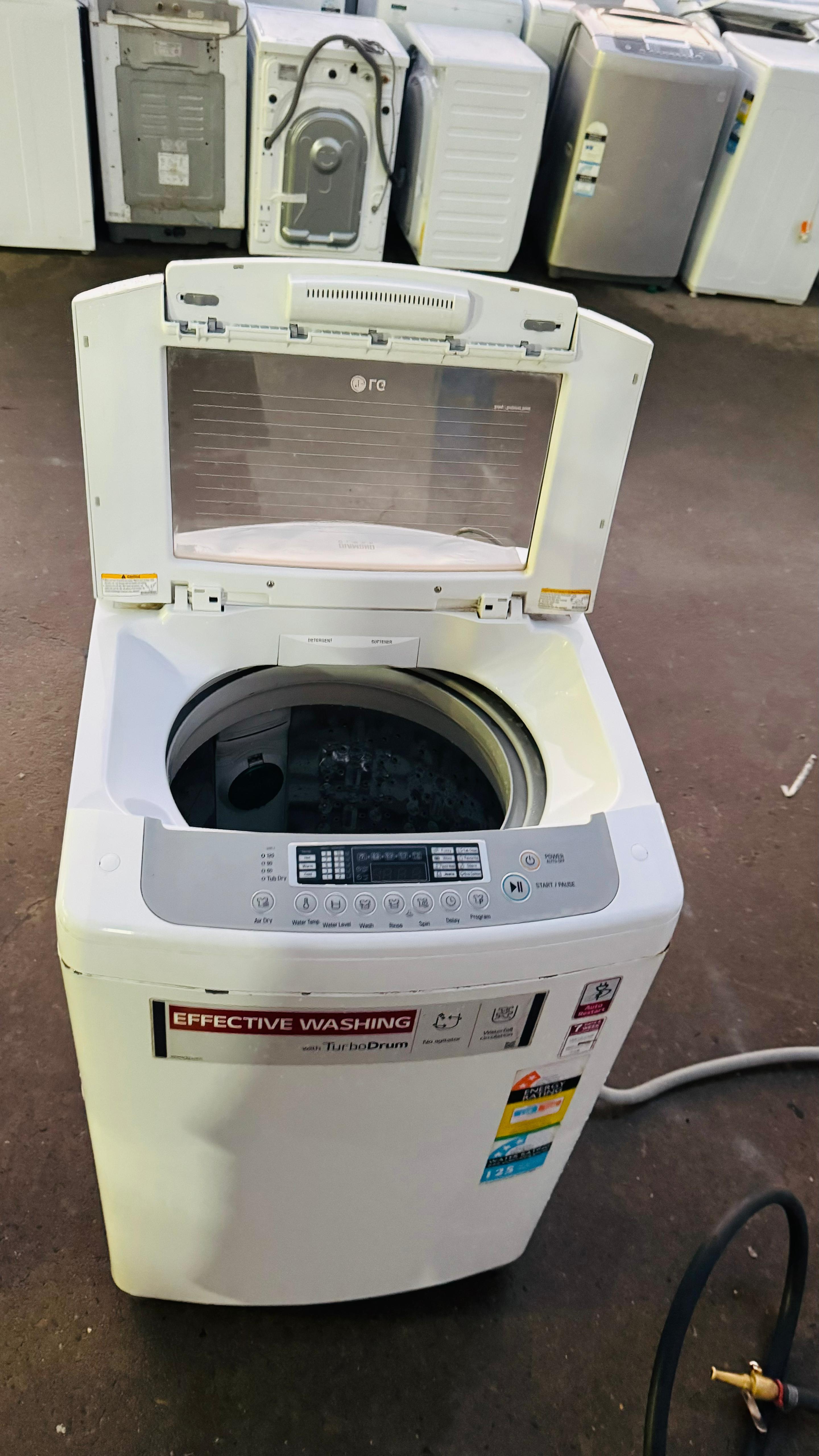 LG 8.5KGS TOP LOADER WASHING MACHINE