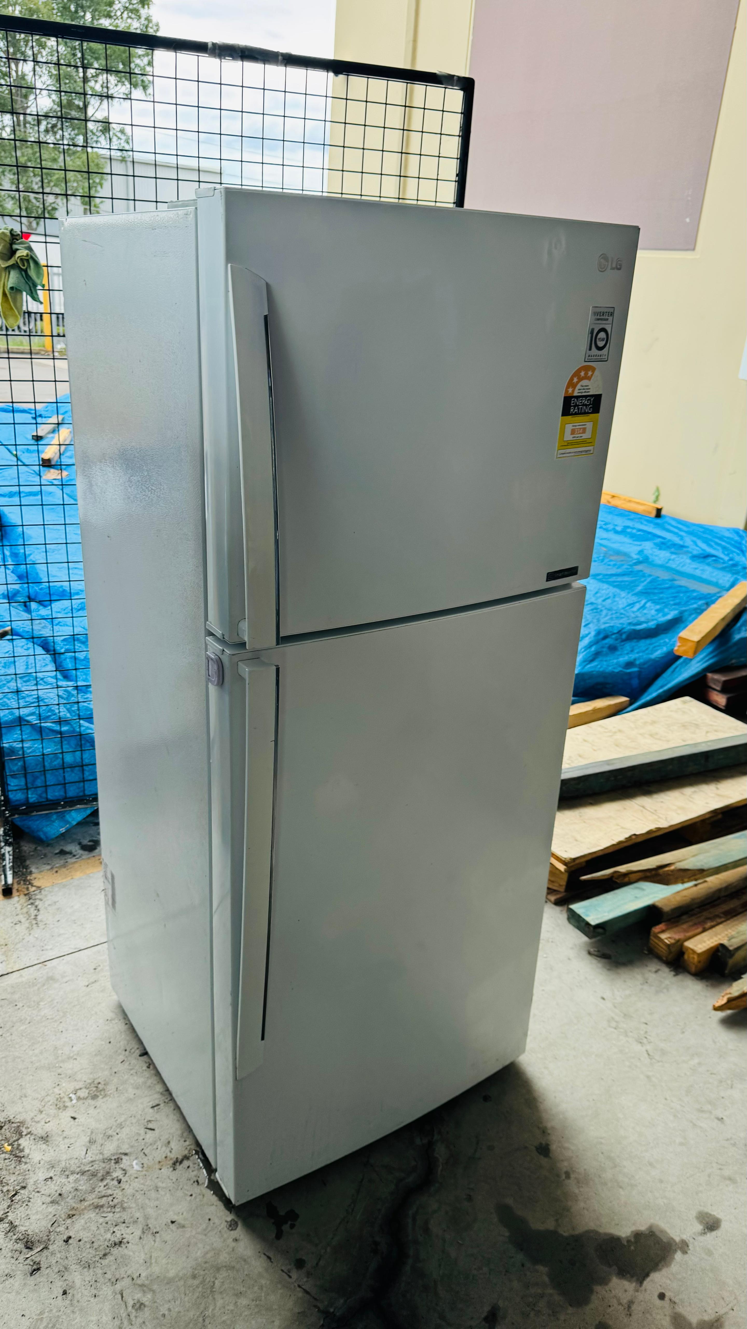 LG 442 LITRES FRIDGE FREEZER